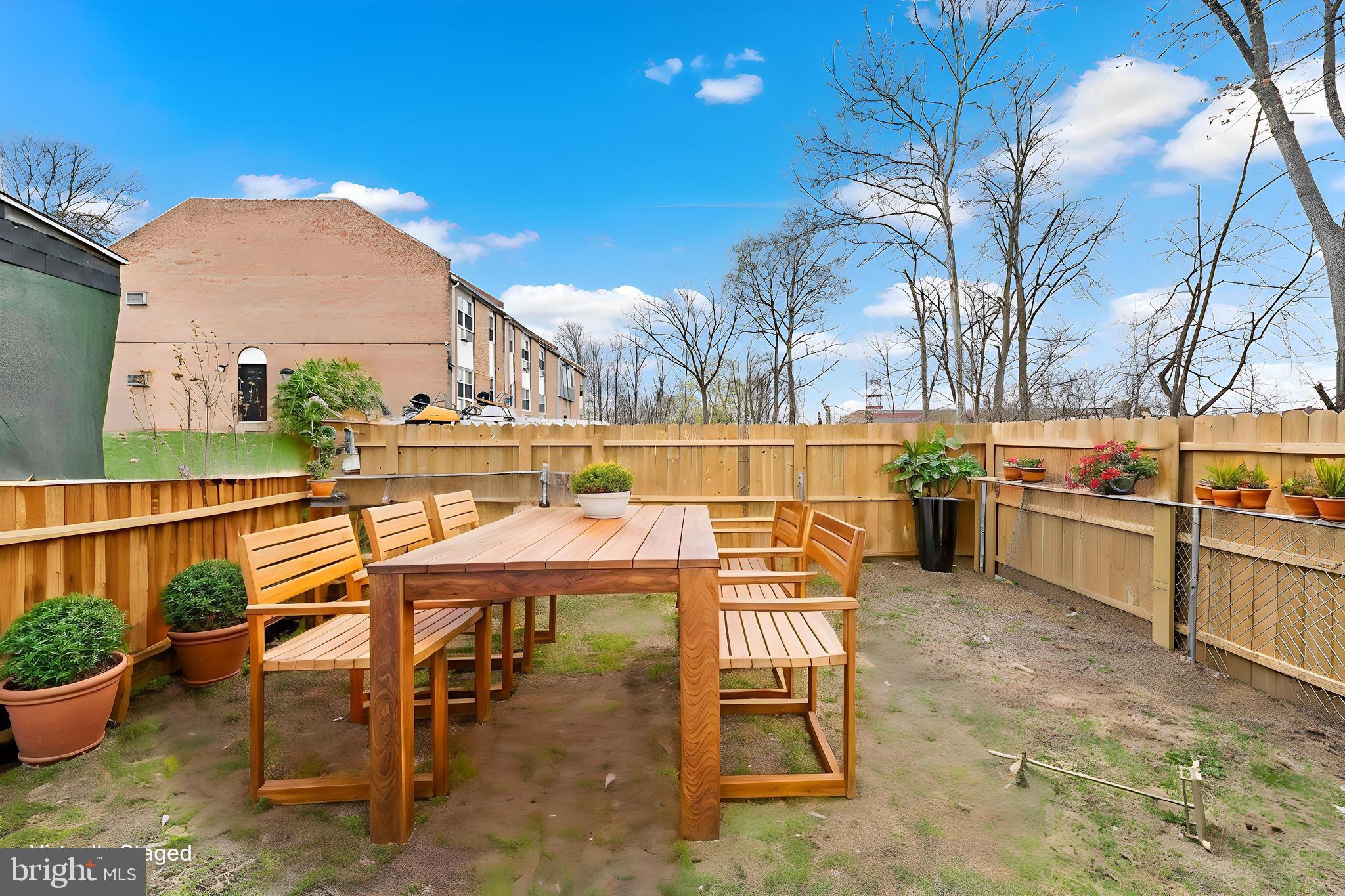 ALLENTOWN - Residential