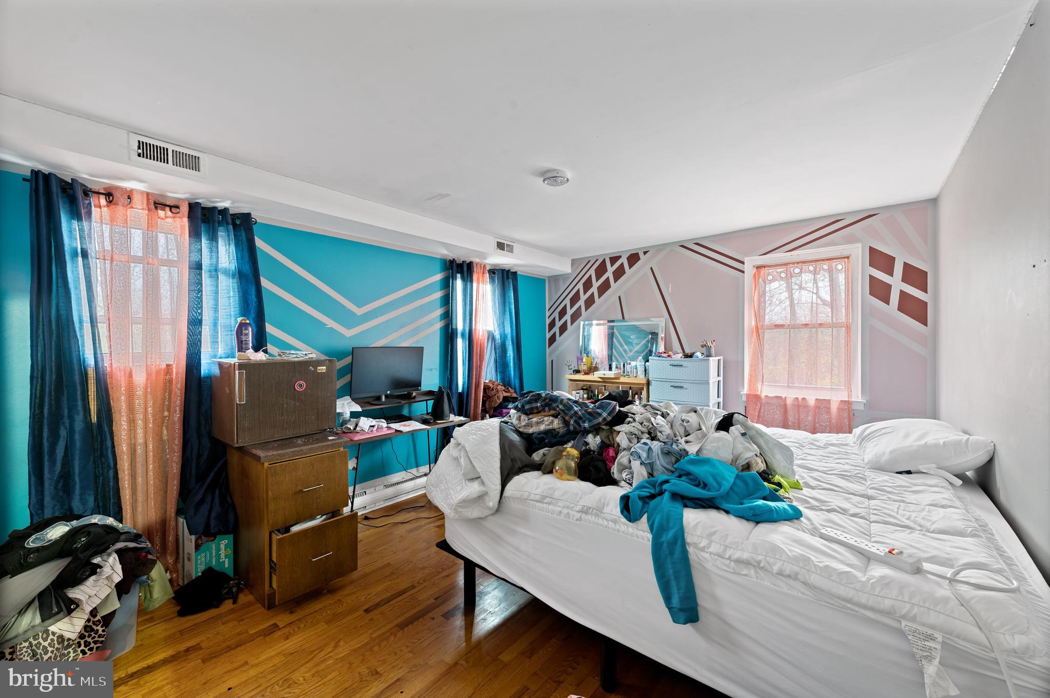 ALLENTOWN - Residential