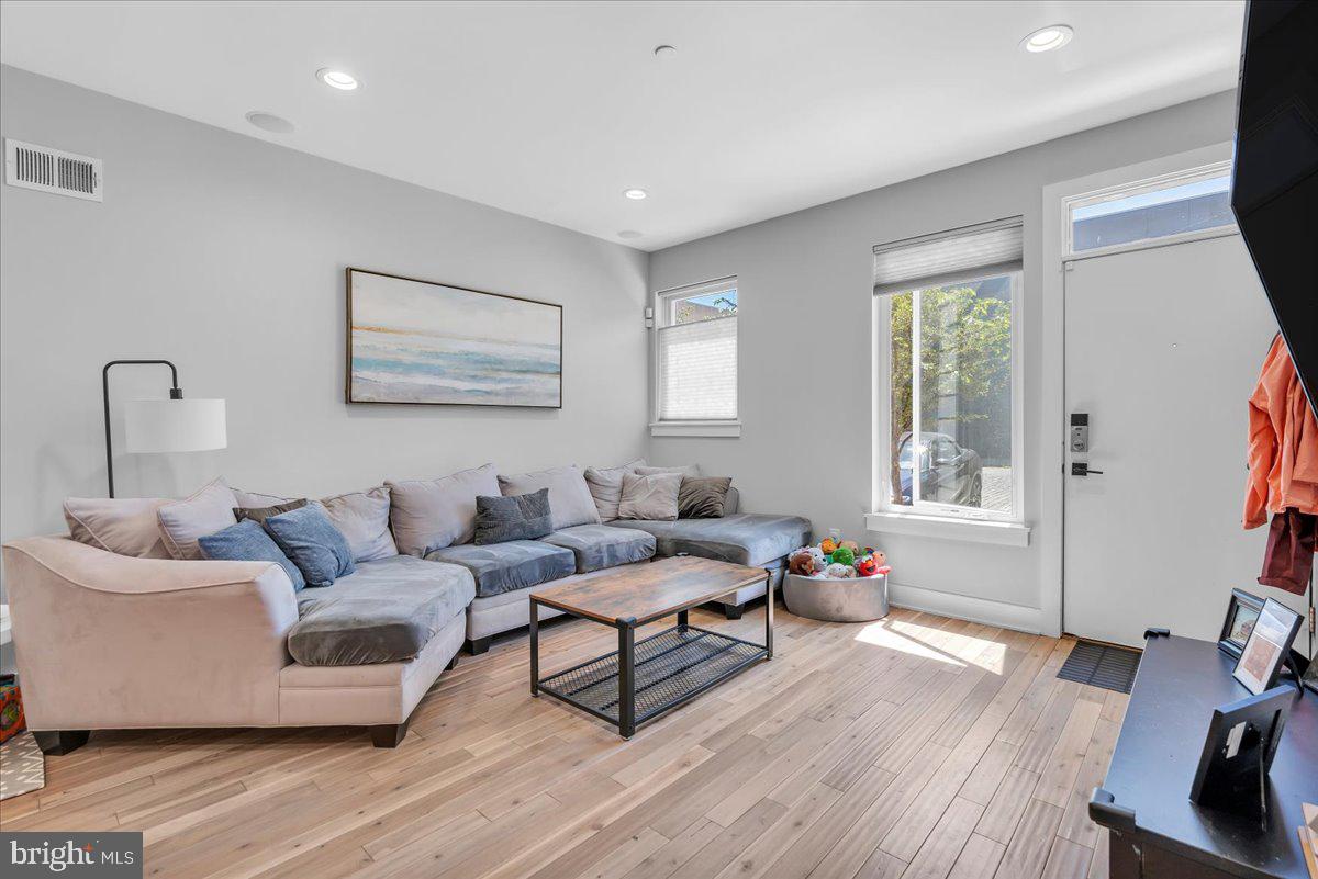FISHTOWN - Residential
