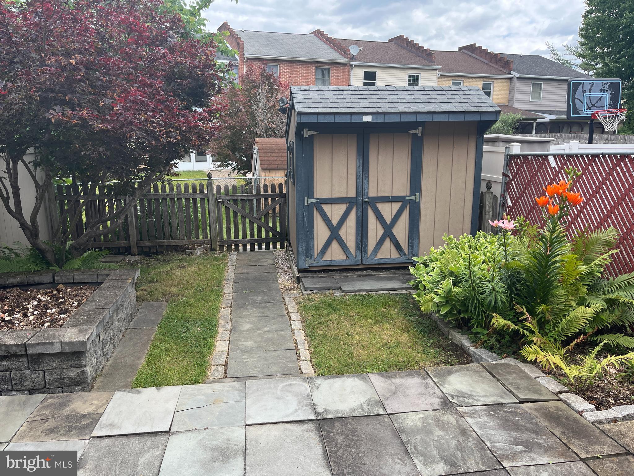 COLDBROOK - Residential