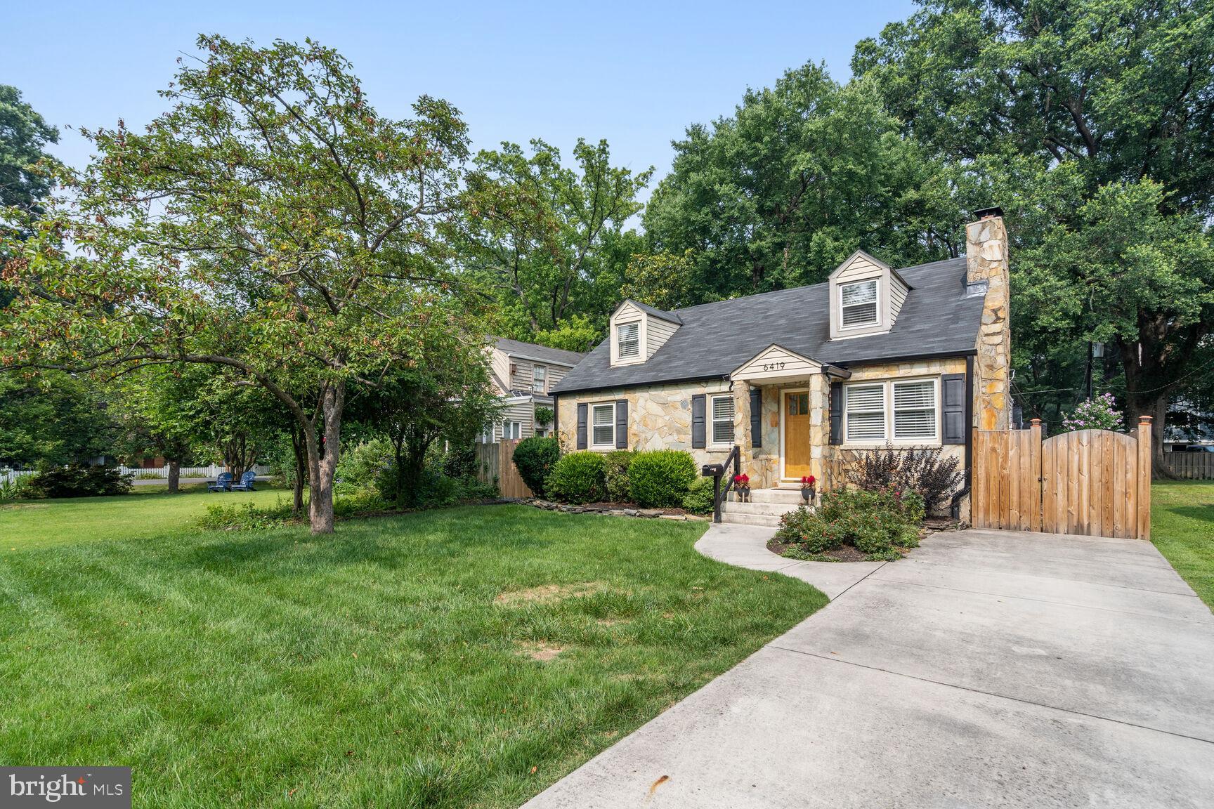 NEW ALEXANDRIA - Residential