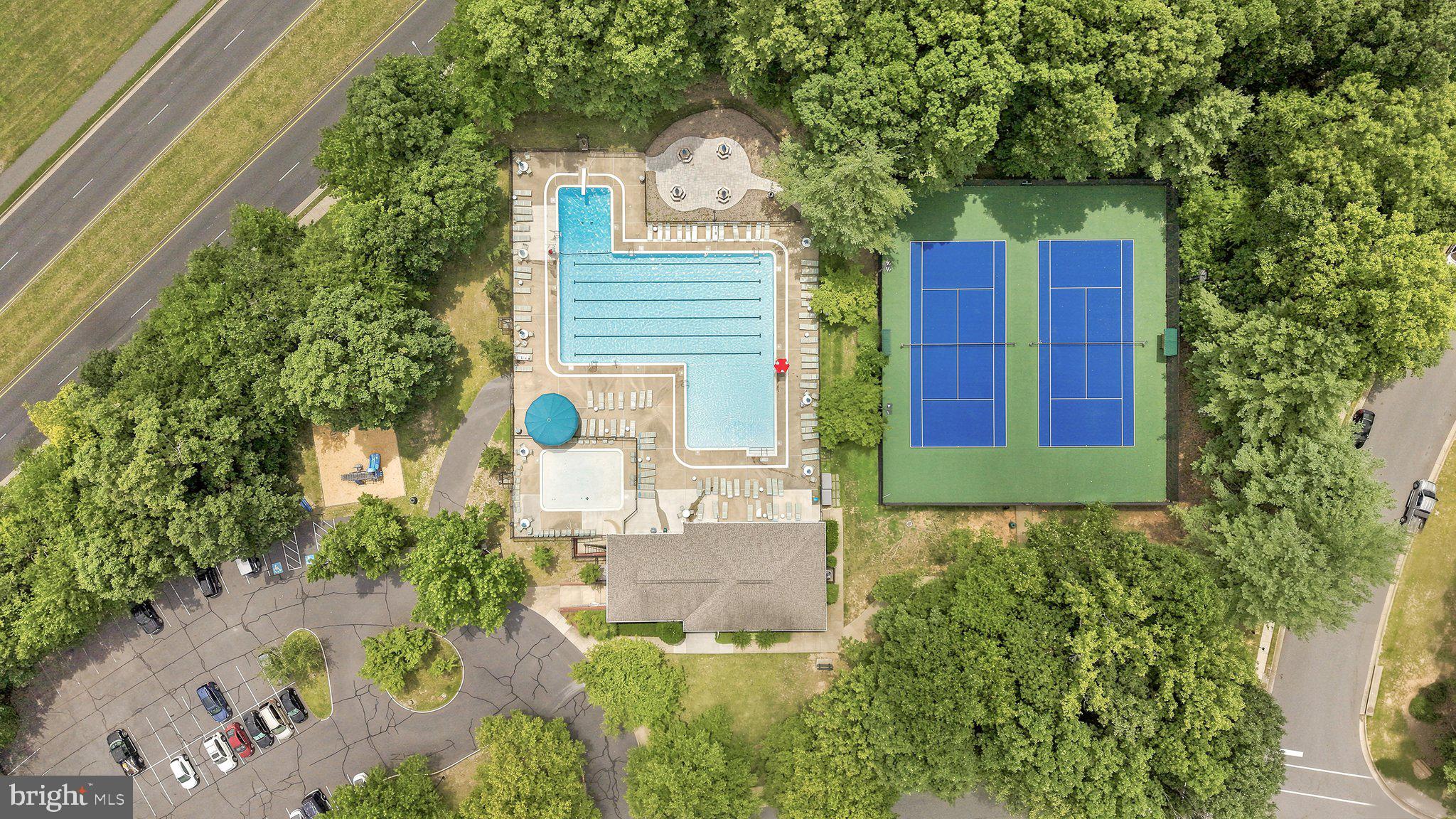 SUNSET RIDGE - Residential