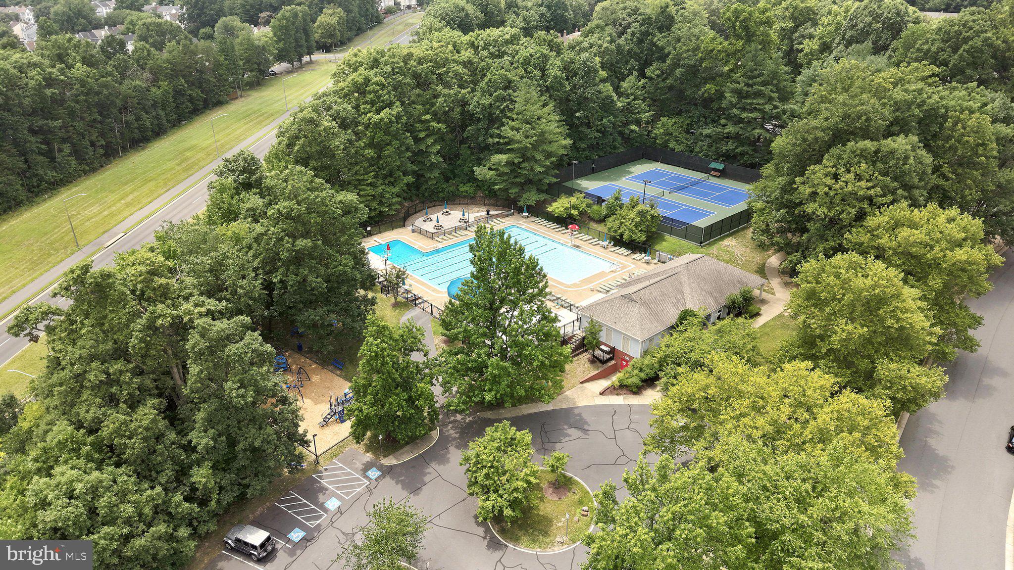 SUNSET RIDGE - Residential