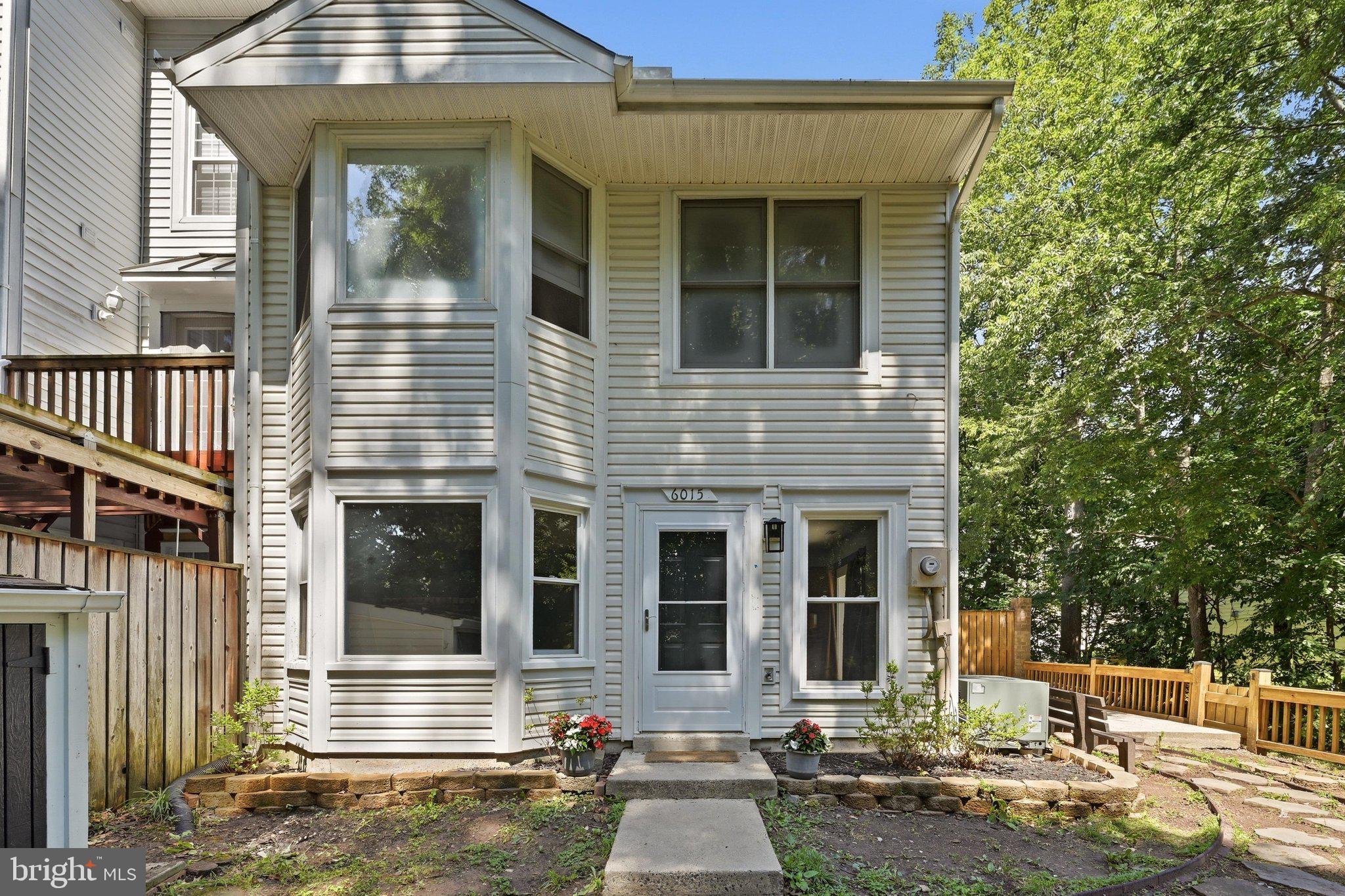 SUNSET RIDGE - Residential