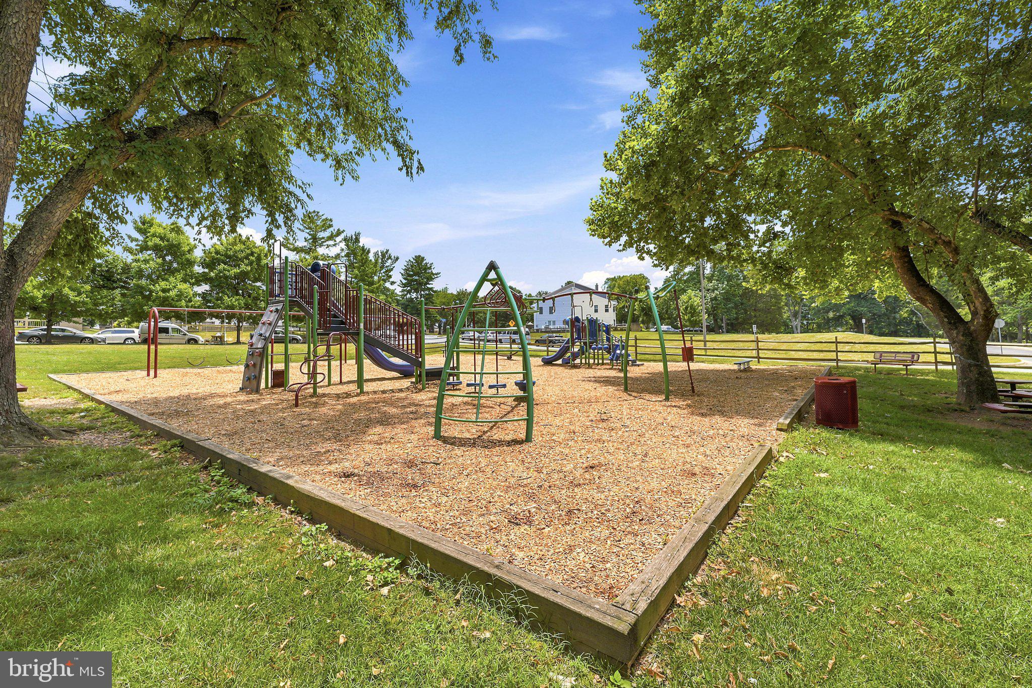 SUNSET RIDGE - Residential