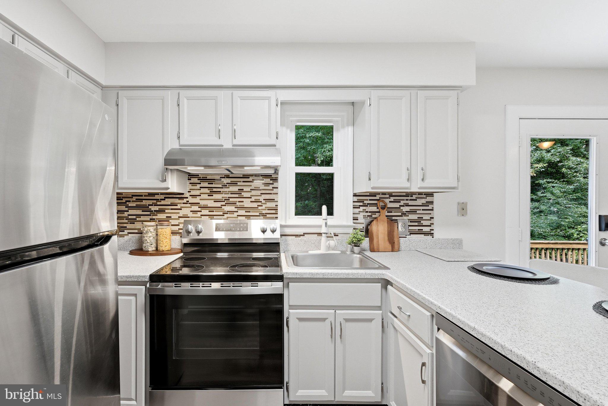 SUNSET RIDGE - Residential
