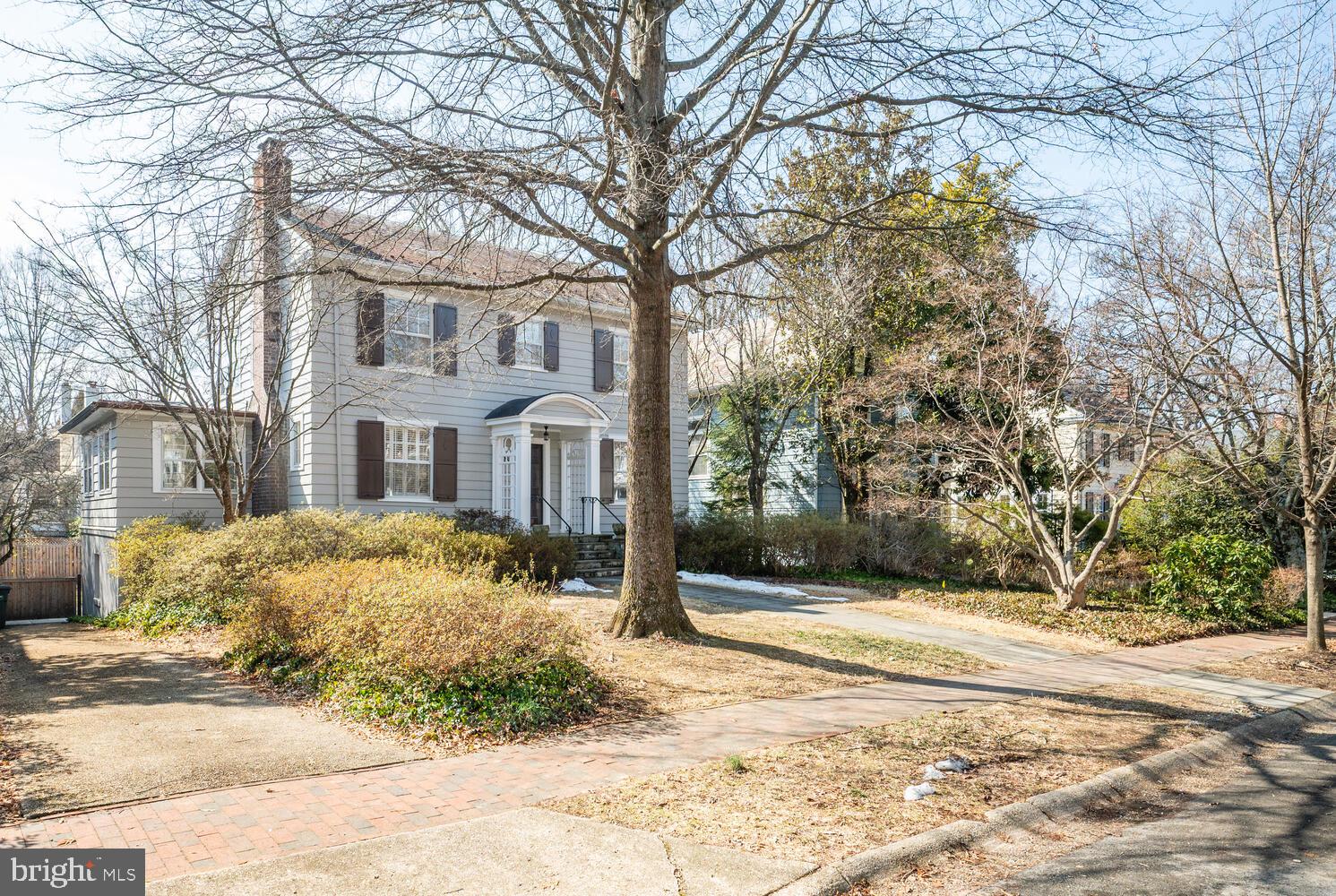 CHEVY CHASE VILLAGE - Residential