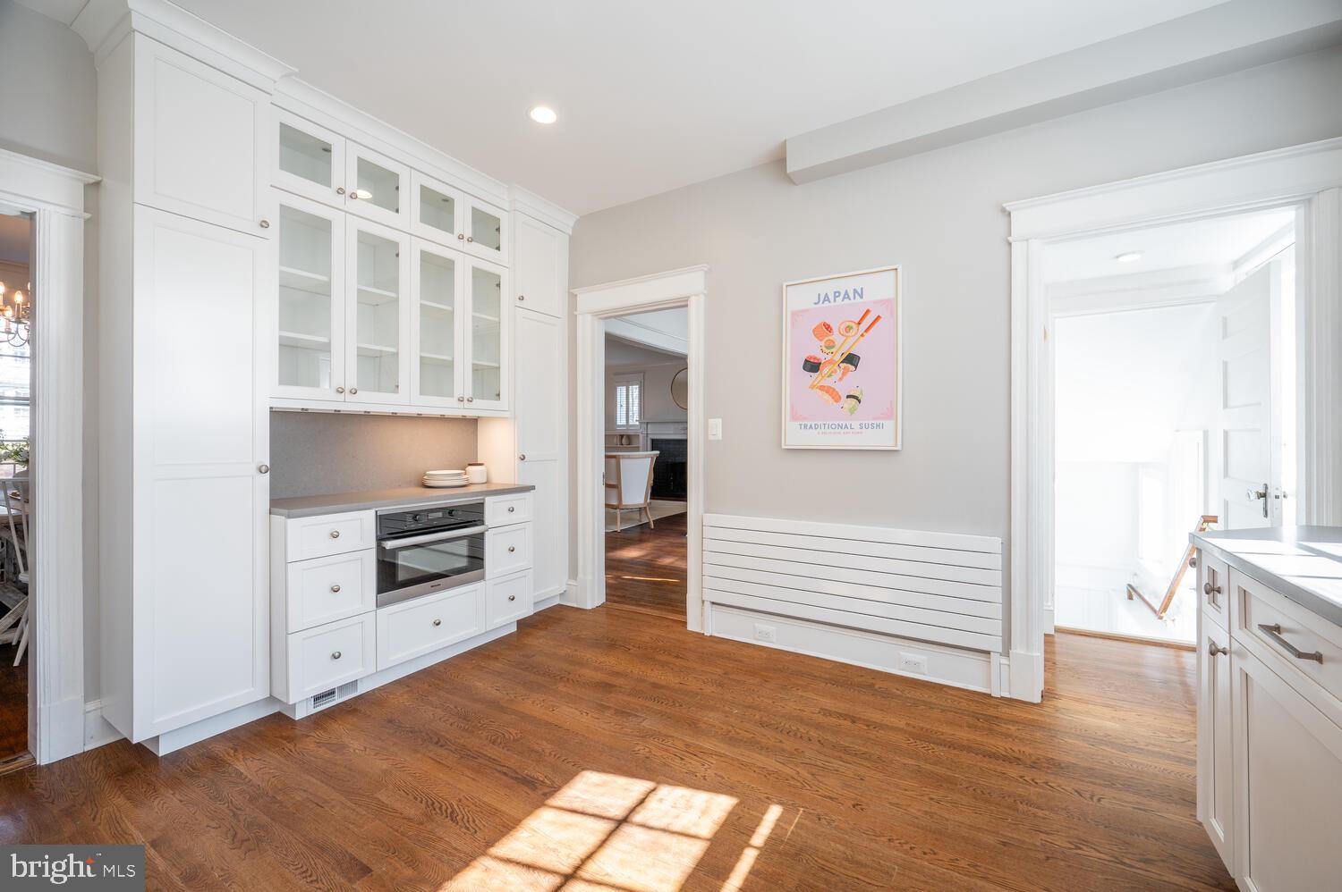 CHEVY CHASE VILLAGE - Residential