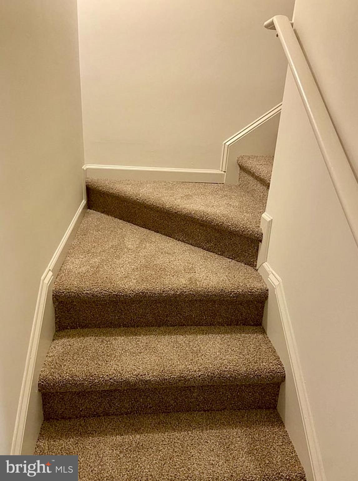 BRISTOL VILLAGE-CHARTER - Residential