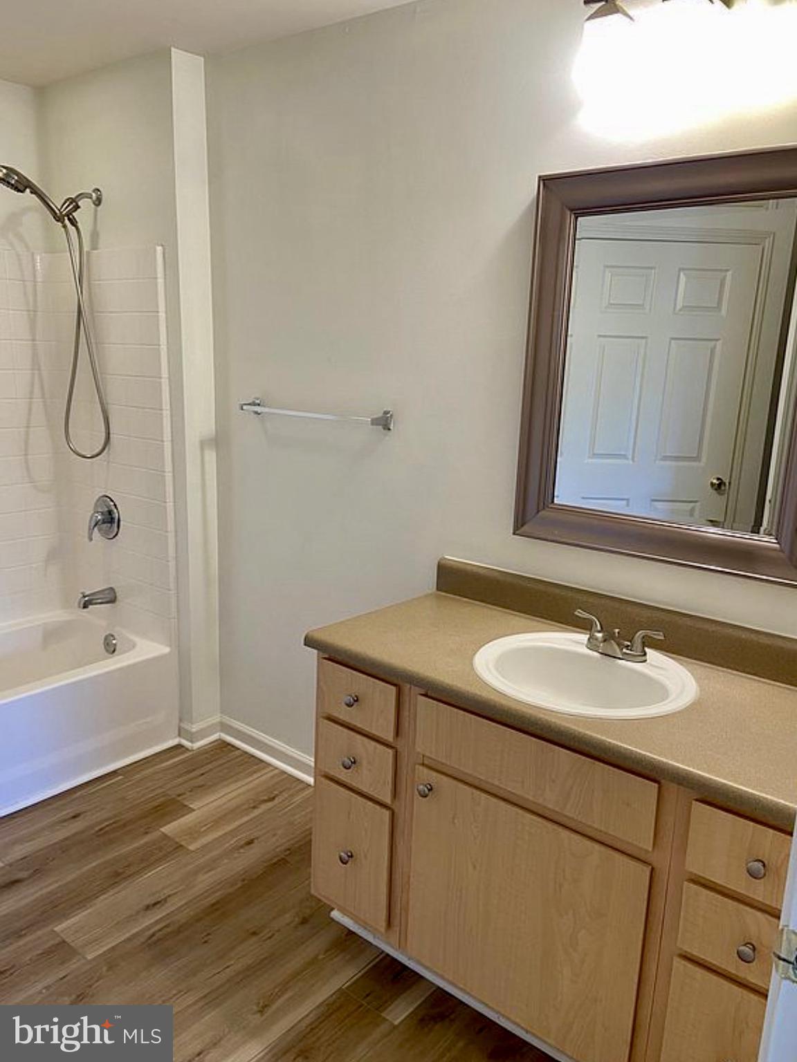 BRISTOL VILLAGE-CHARTER - Residential