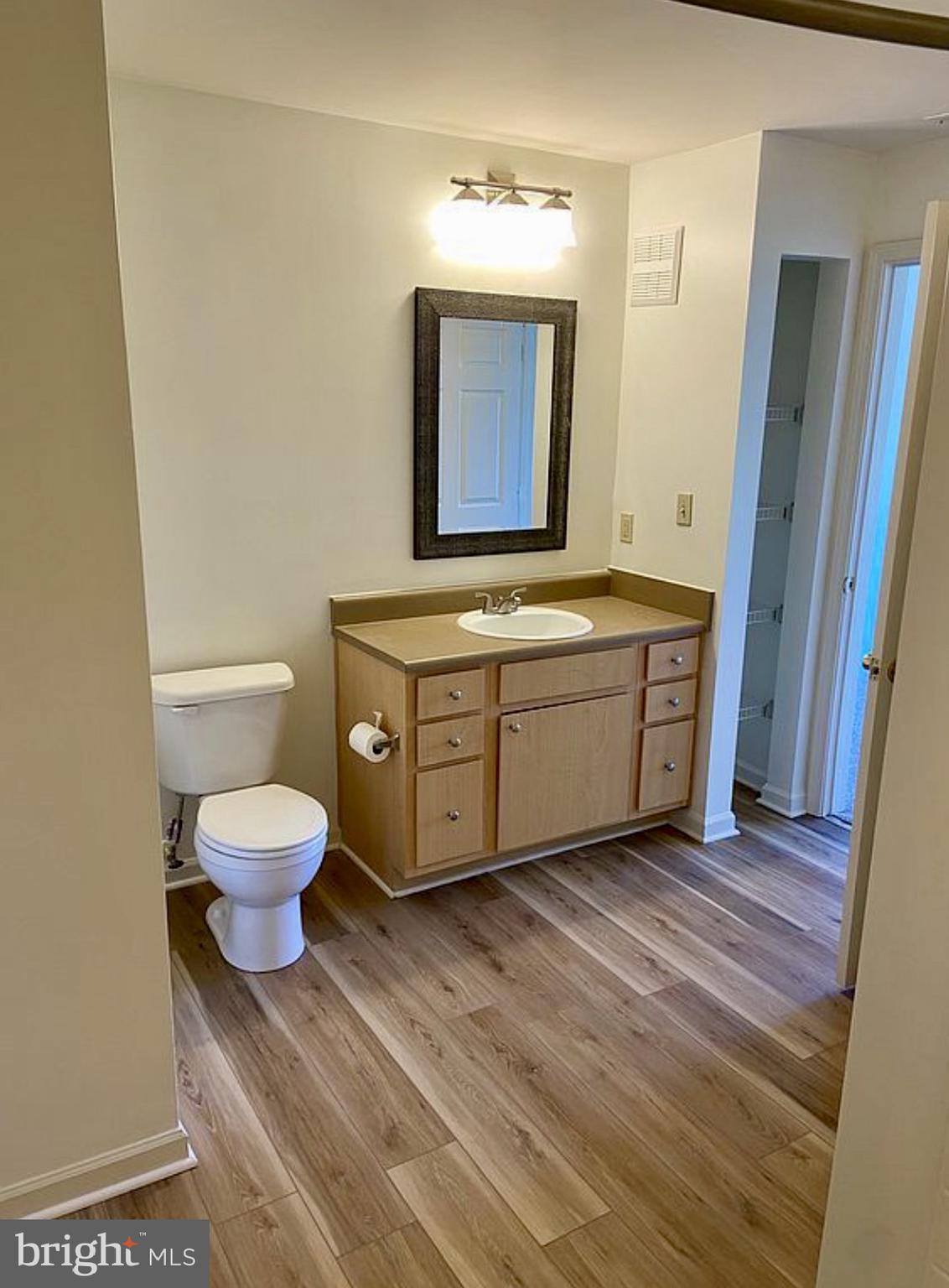 BRISTOL VILLAGE-CHARTER - Residential