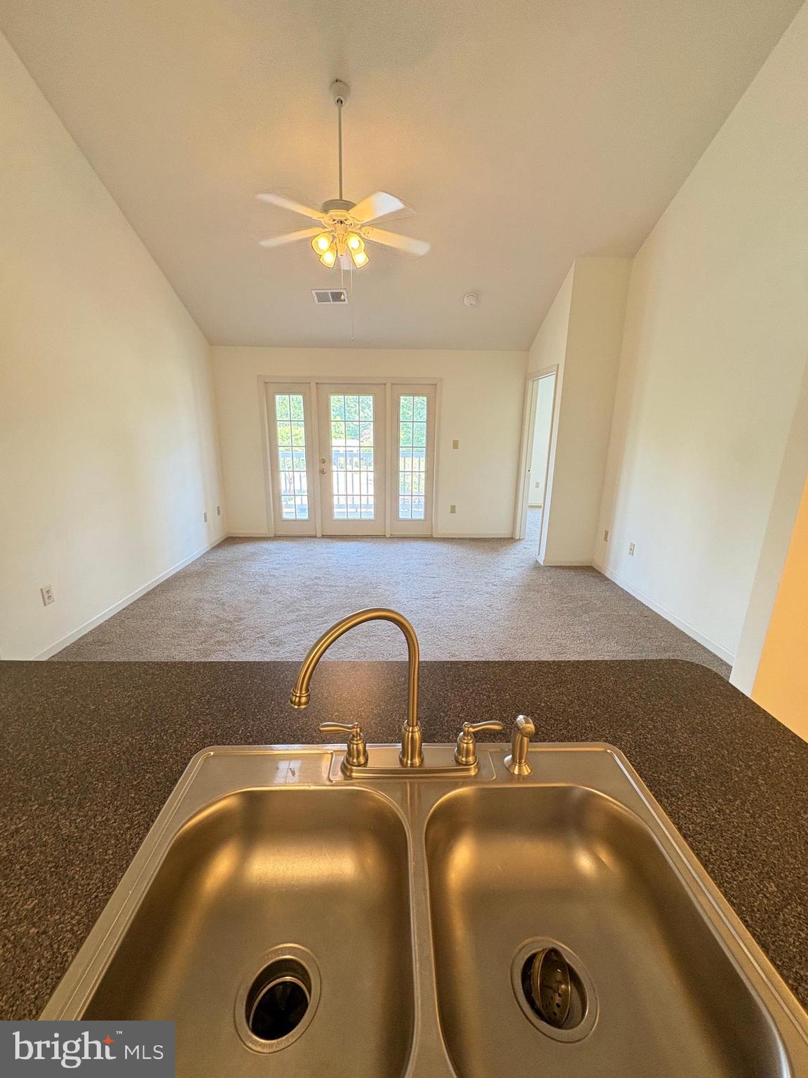 BRISTOL VILLAGE-CHARTER - Residential