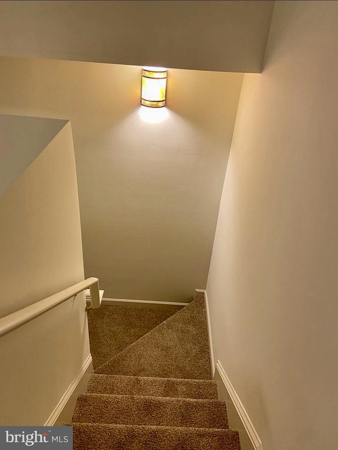 BRISTOL VILLAGE-CHARTER - Residential