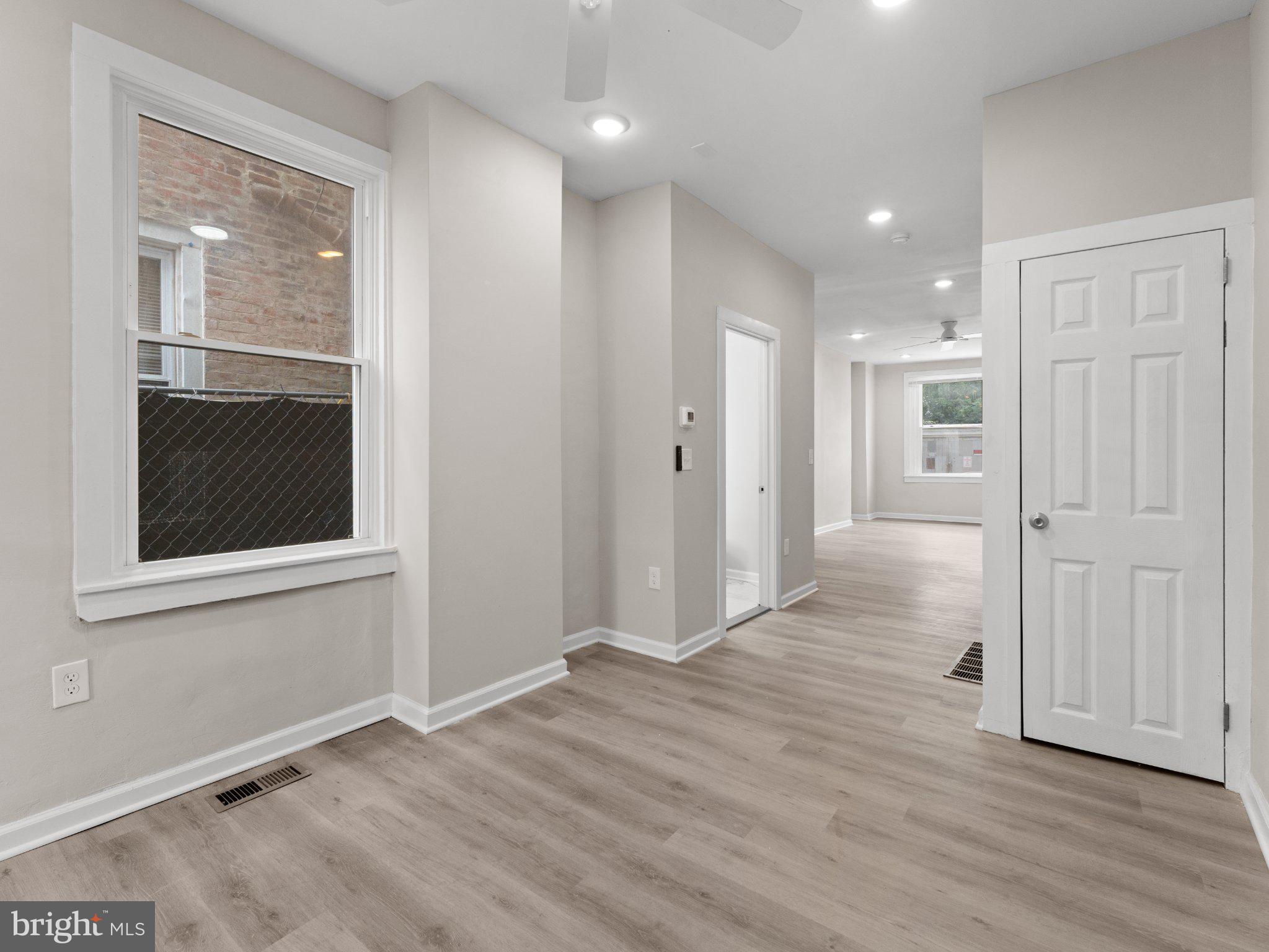 PORT RICHMOND - Residential