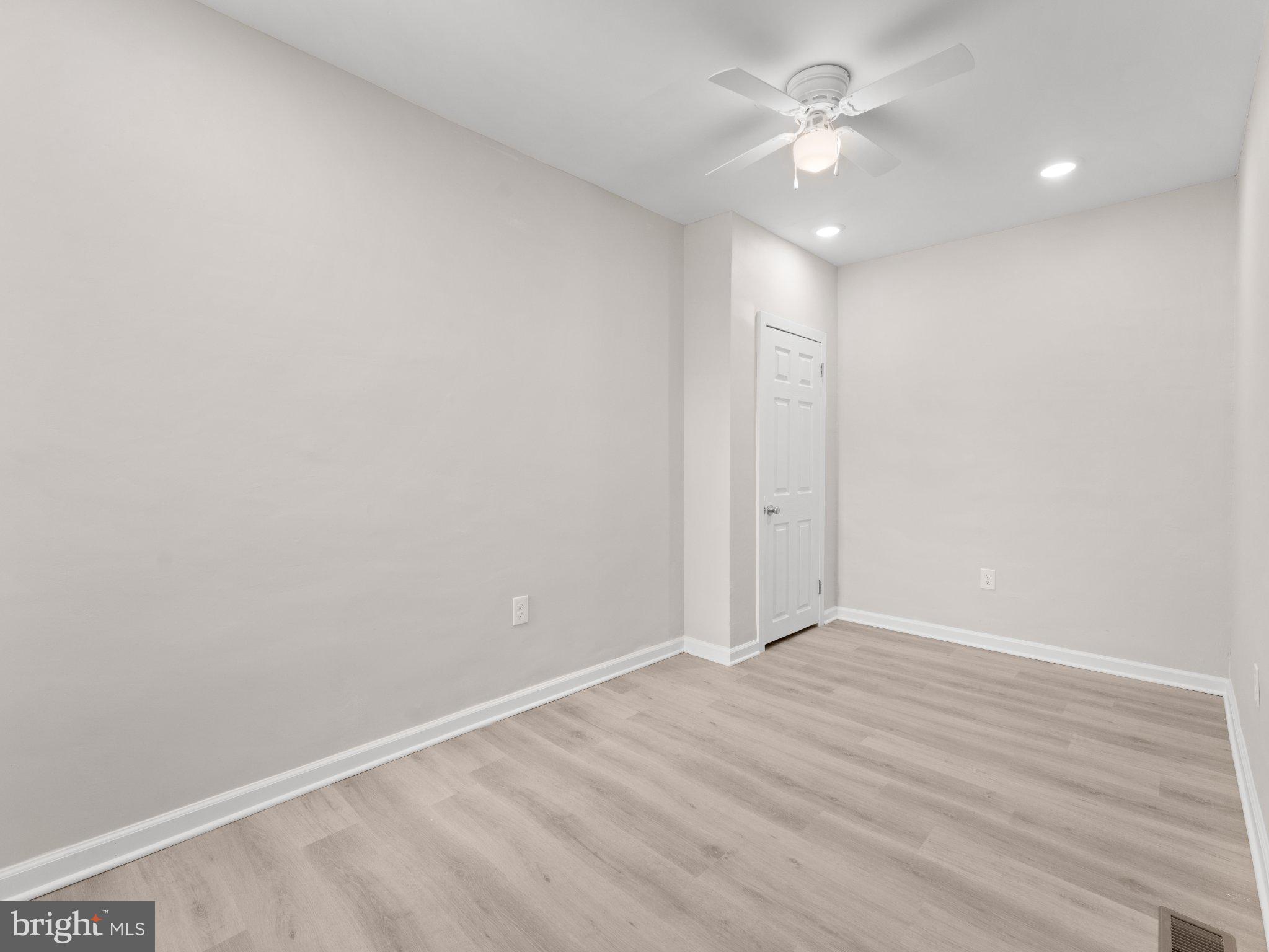 PORT RICHMOND - Residential