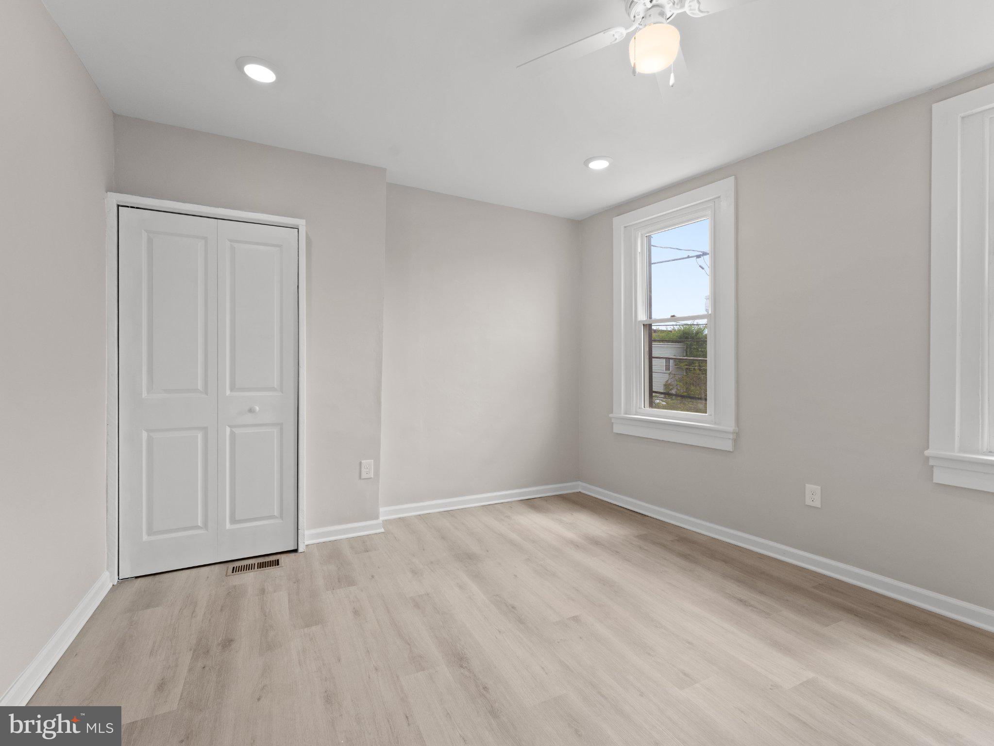 PORT RICHMOND - Residential