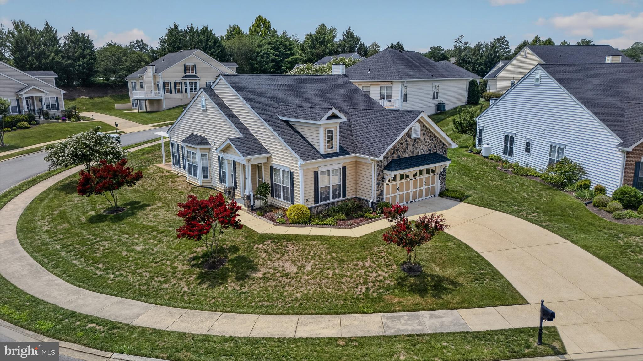 HAWTHORNE GREENE - Residential