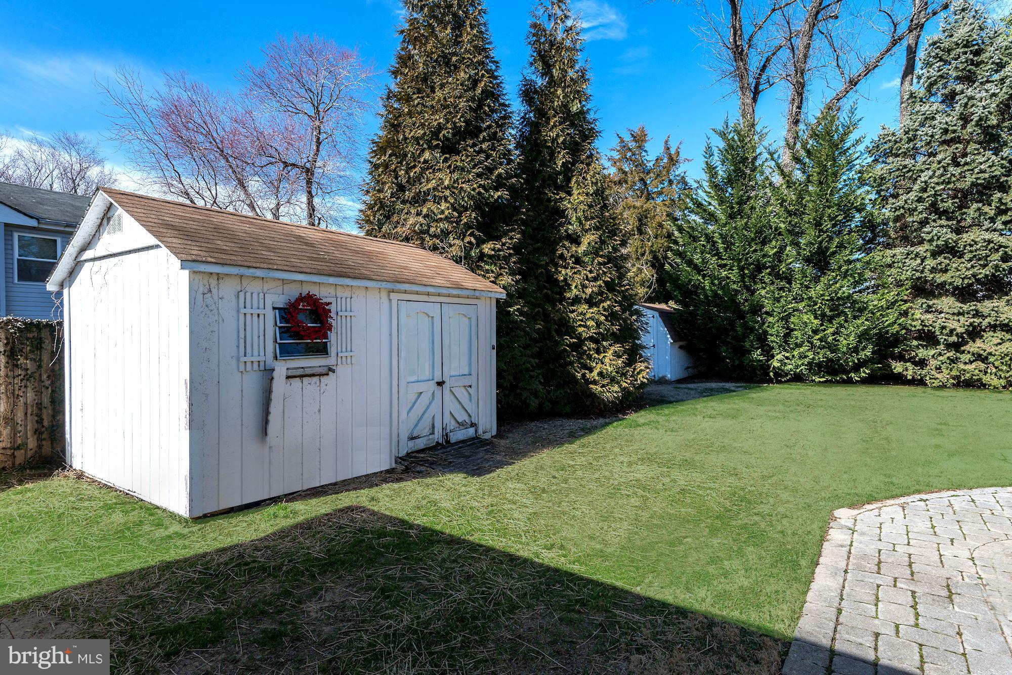 WHITEHALL BEACH - Residential