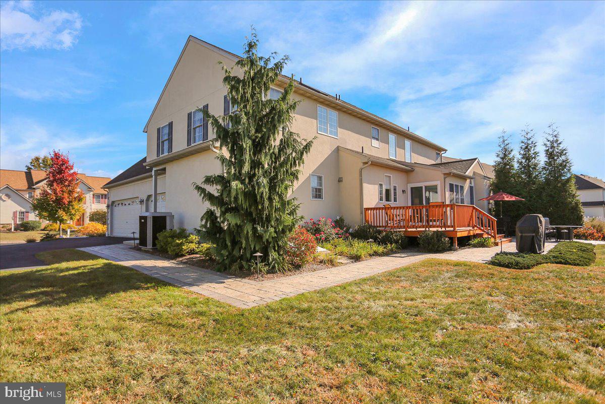 ROSEWOOD HILLS - Residential