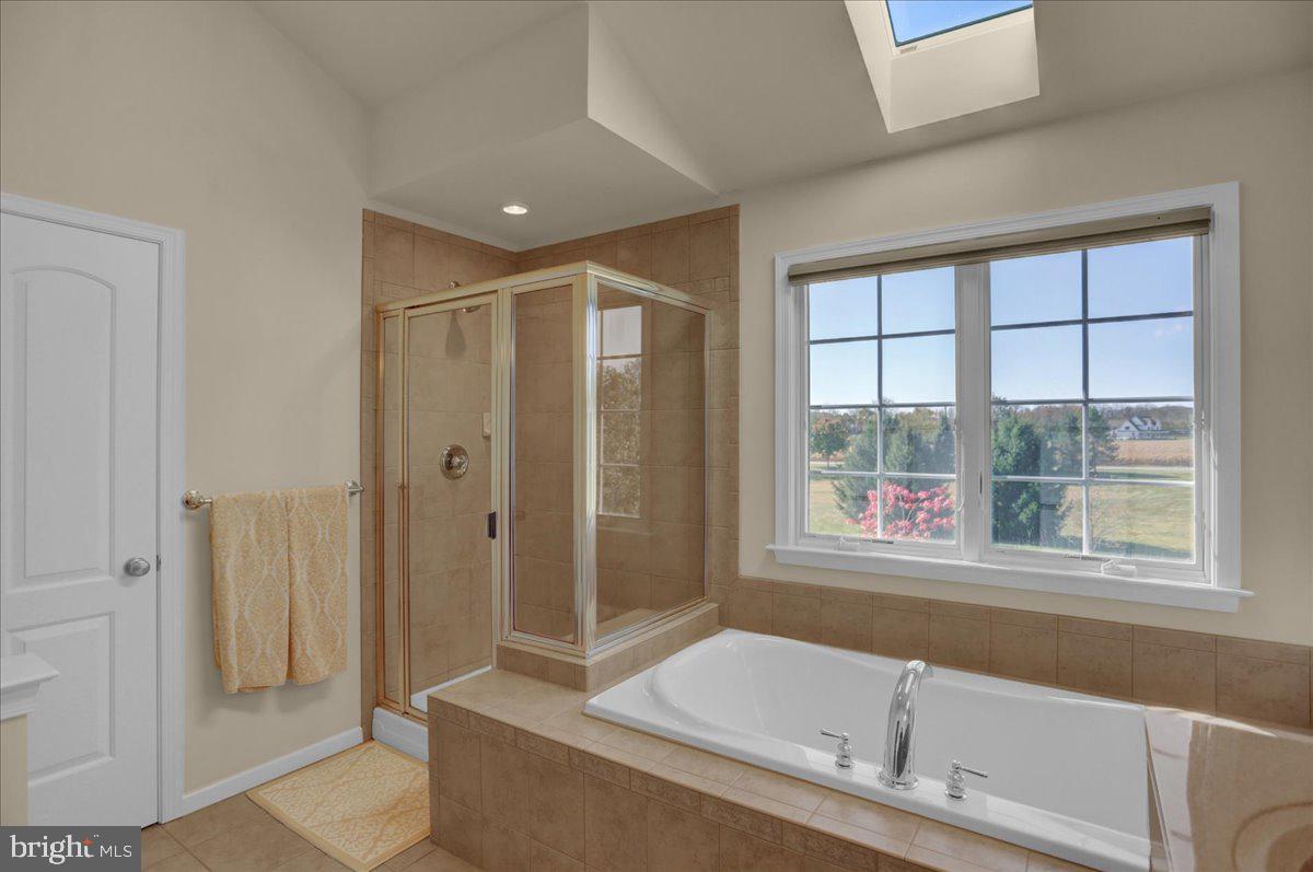 ROSEWOOD HILLS - Residential