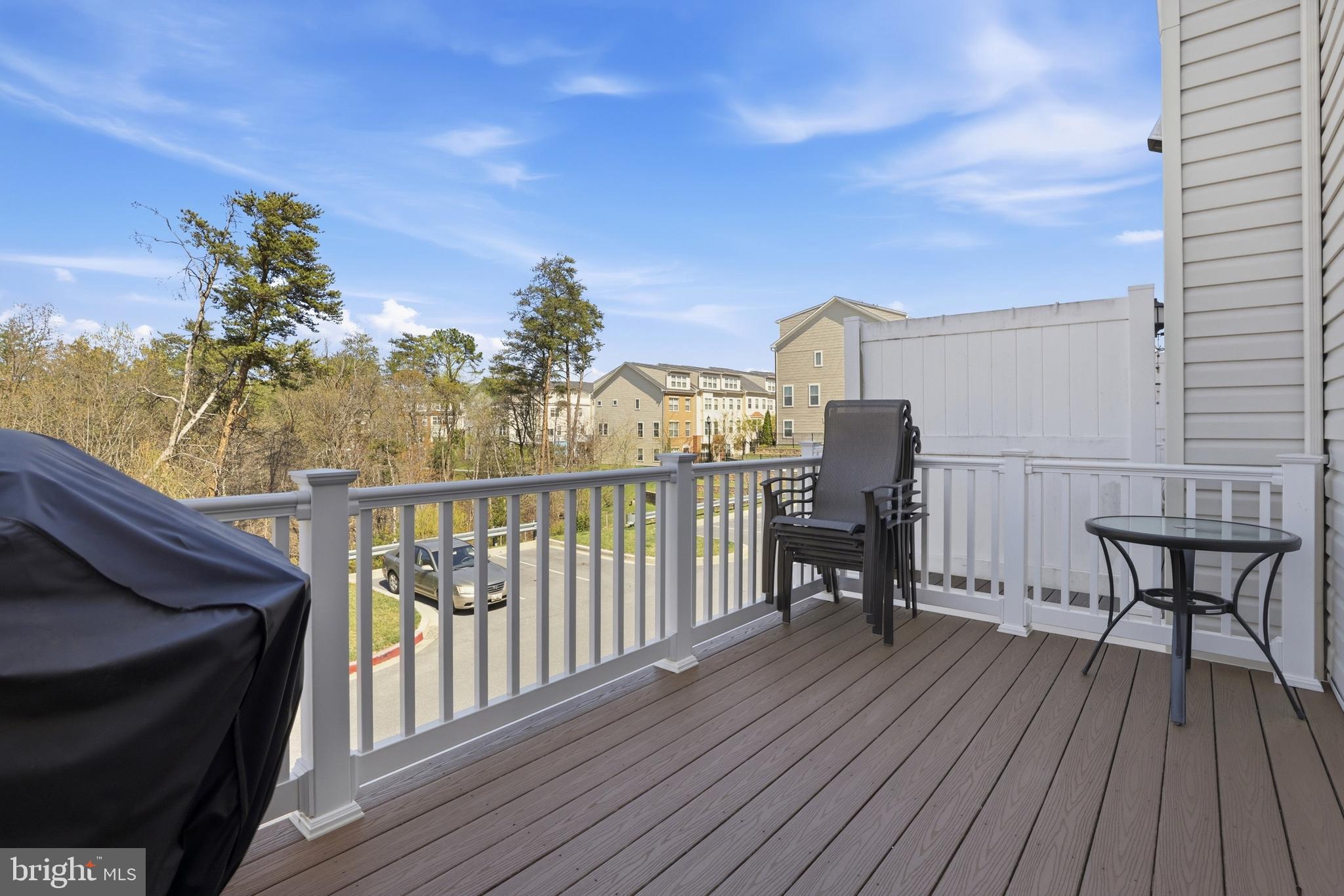 OXFORD SQUARE - Residential Lease