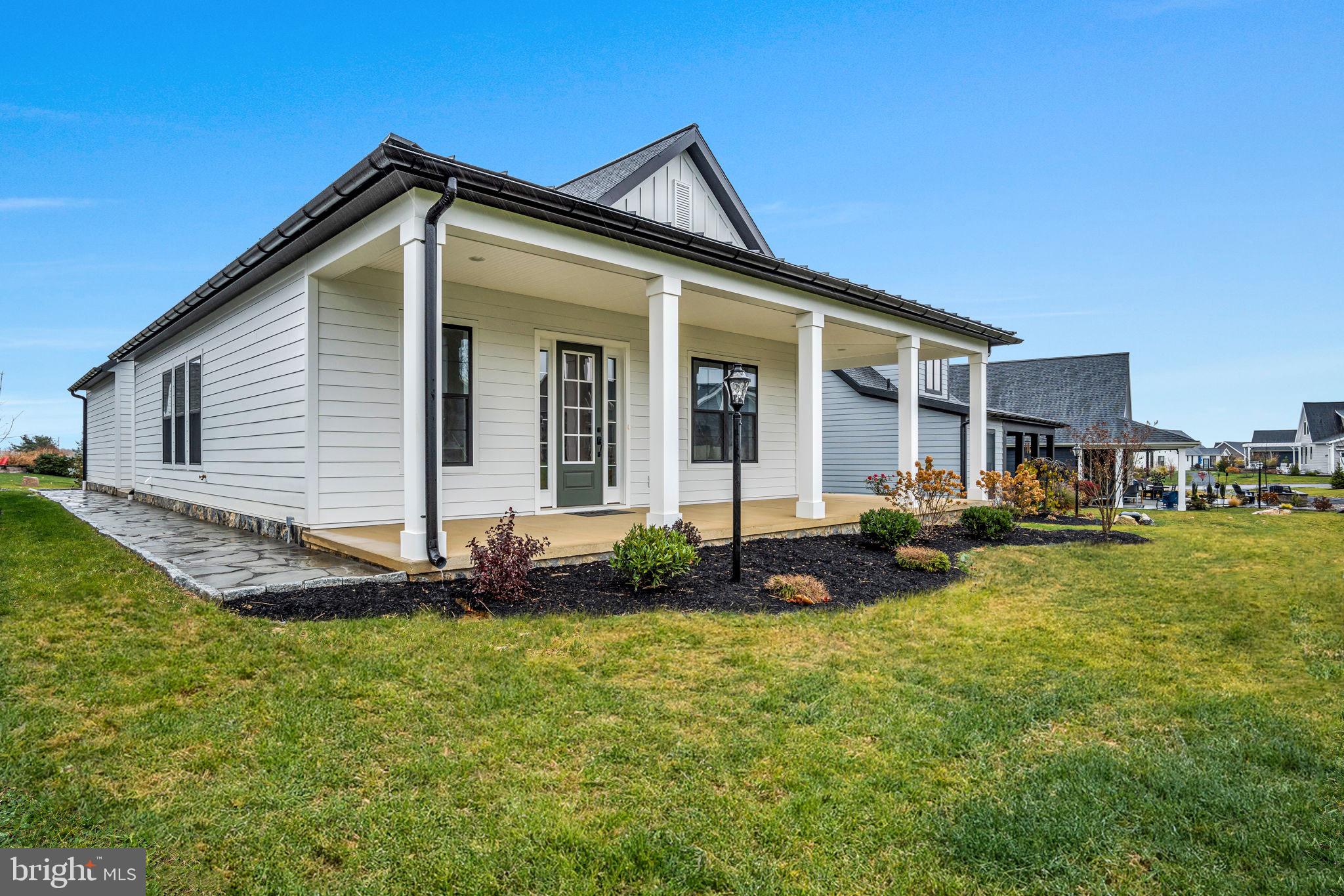 THE PORCHES OF ALLENBERRY - Residential