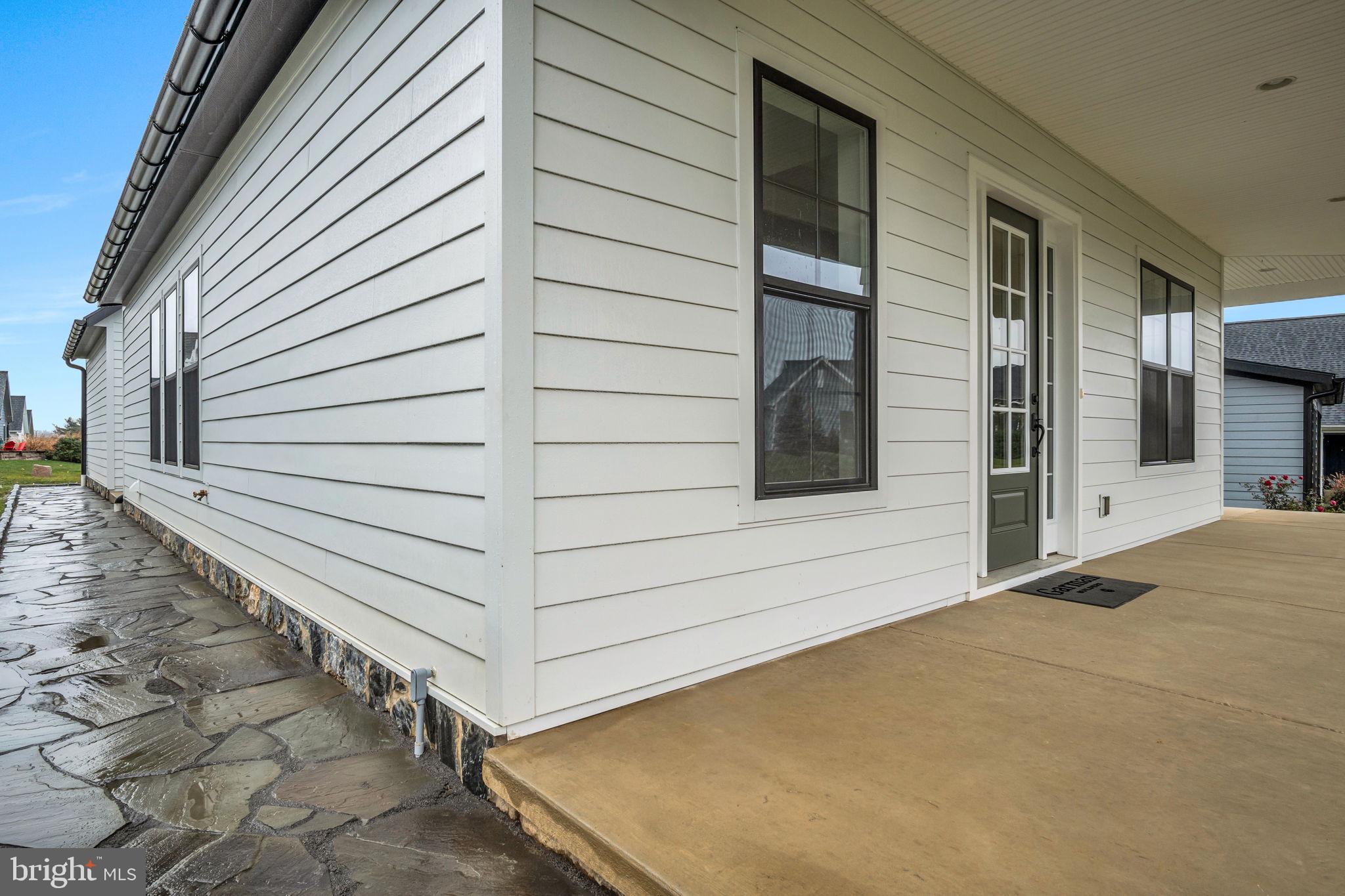 THE PORCHES OF ALLENBERRY - Residential