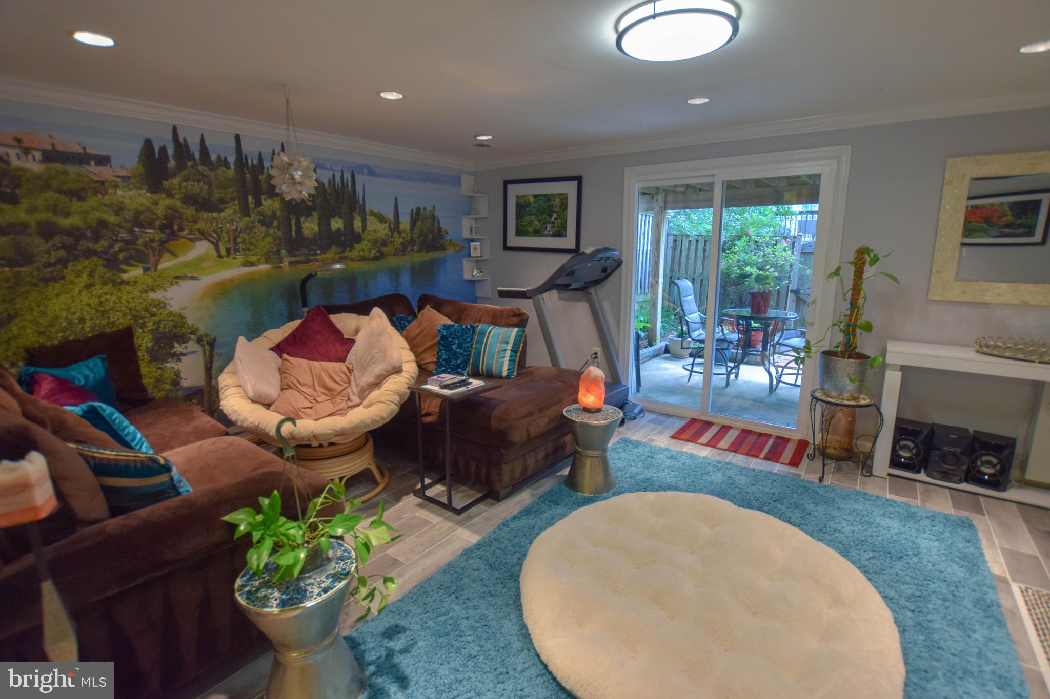 RUNNYMEADE - Residential Lease