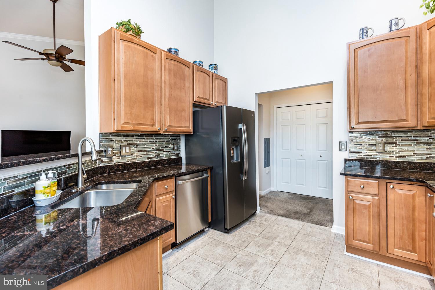 HEARTHSTONE AT VILLAGE CREST CONDOMINIUMS - Residential