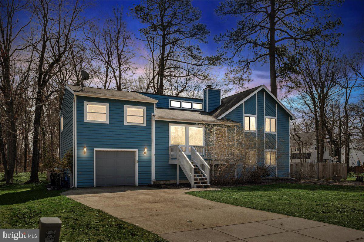 Will it be all of the natural light inside, the open layout or seasonal views of the bay from the backyard that you fall in love with first? Peacefully situated on a corner lot with no through traffic in a well-established neighborhood, you're going to love living a wonderful life here! Surrounded by local marinas, award winning restaurants, tiki bars, boutique shopping and parks you'll  discover there's plenty to do. Located 45 minutes from downtown DC, Baltimore an hour and 30 minutes from Annapolis makes commuting a breeze. Schedule your tour today!