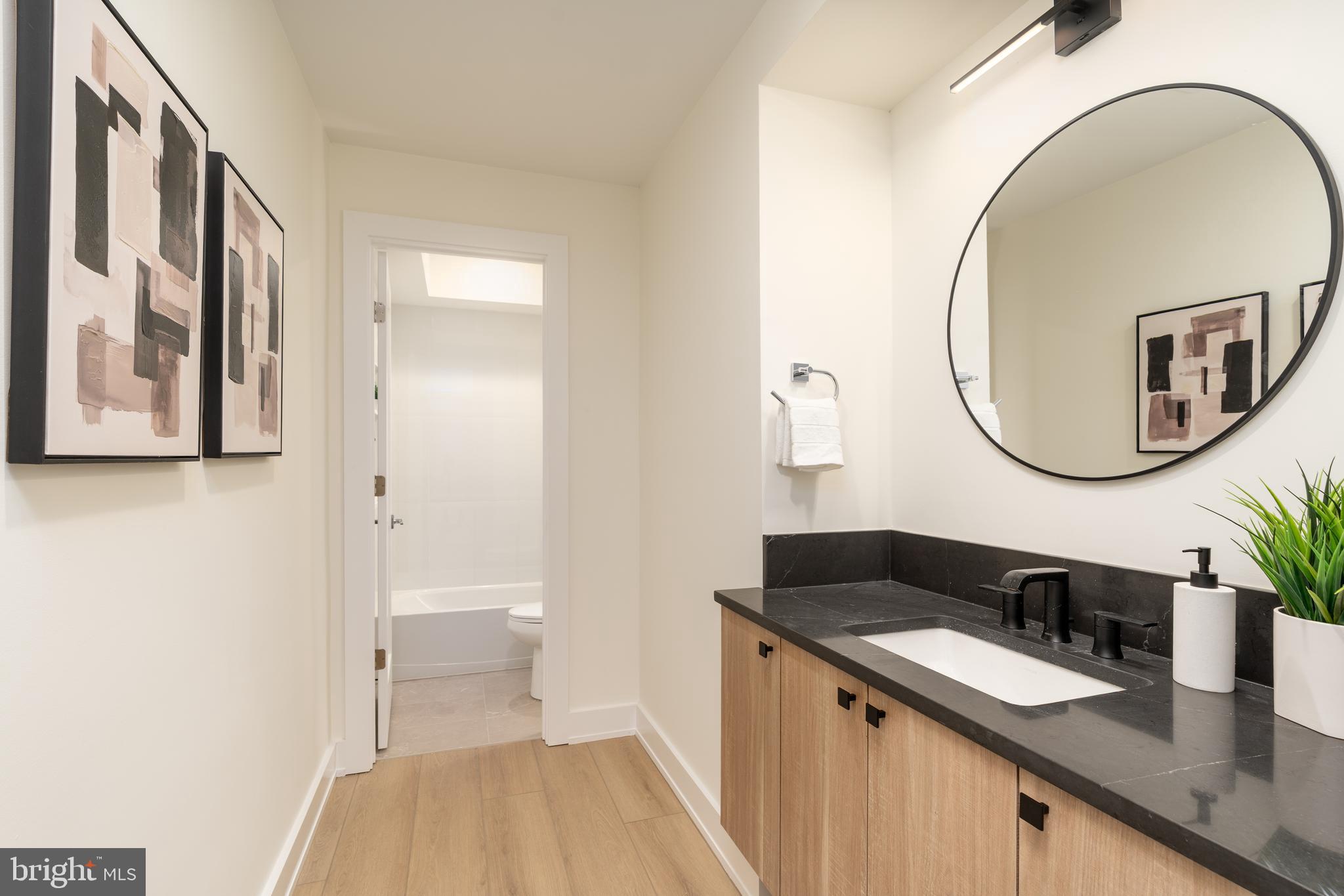 WESTBRIAR COUNTRY CLUB MANOR - Residential