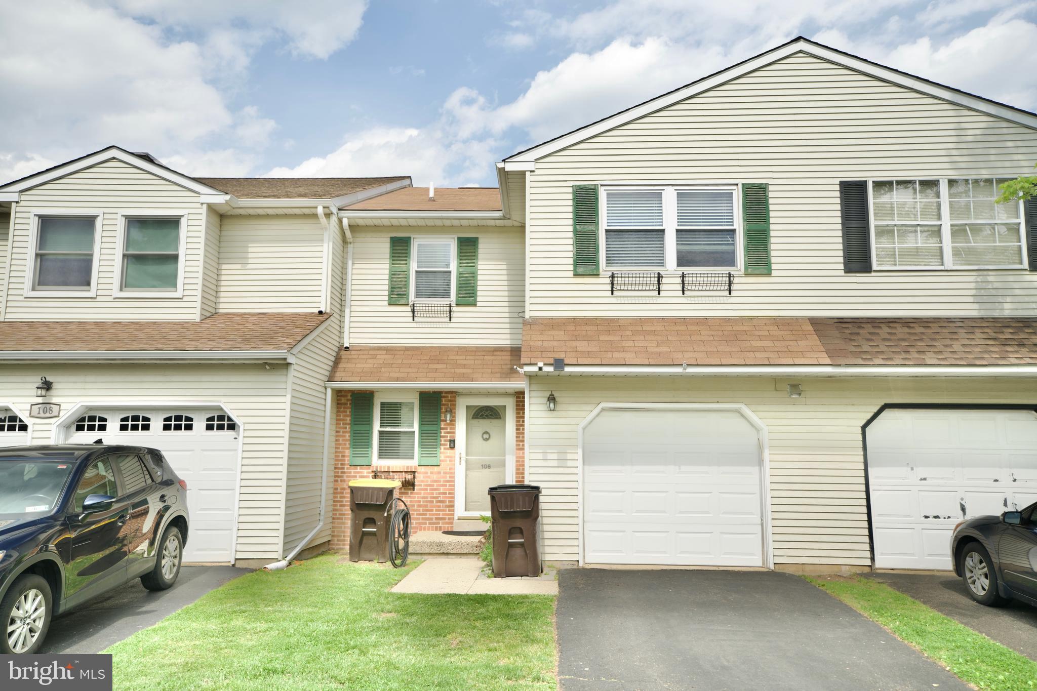 ORCHARD COURTS - Residential