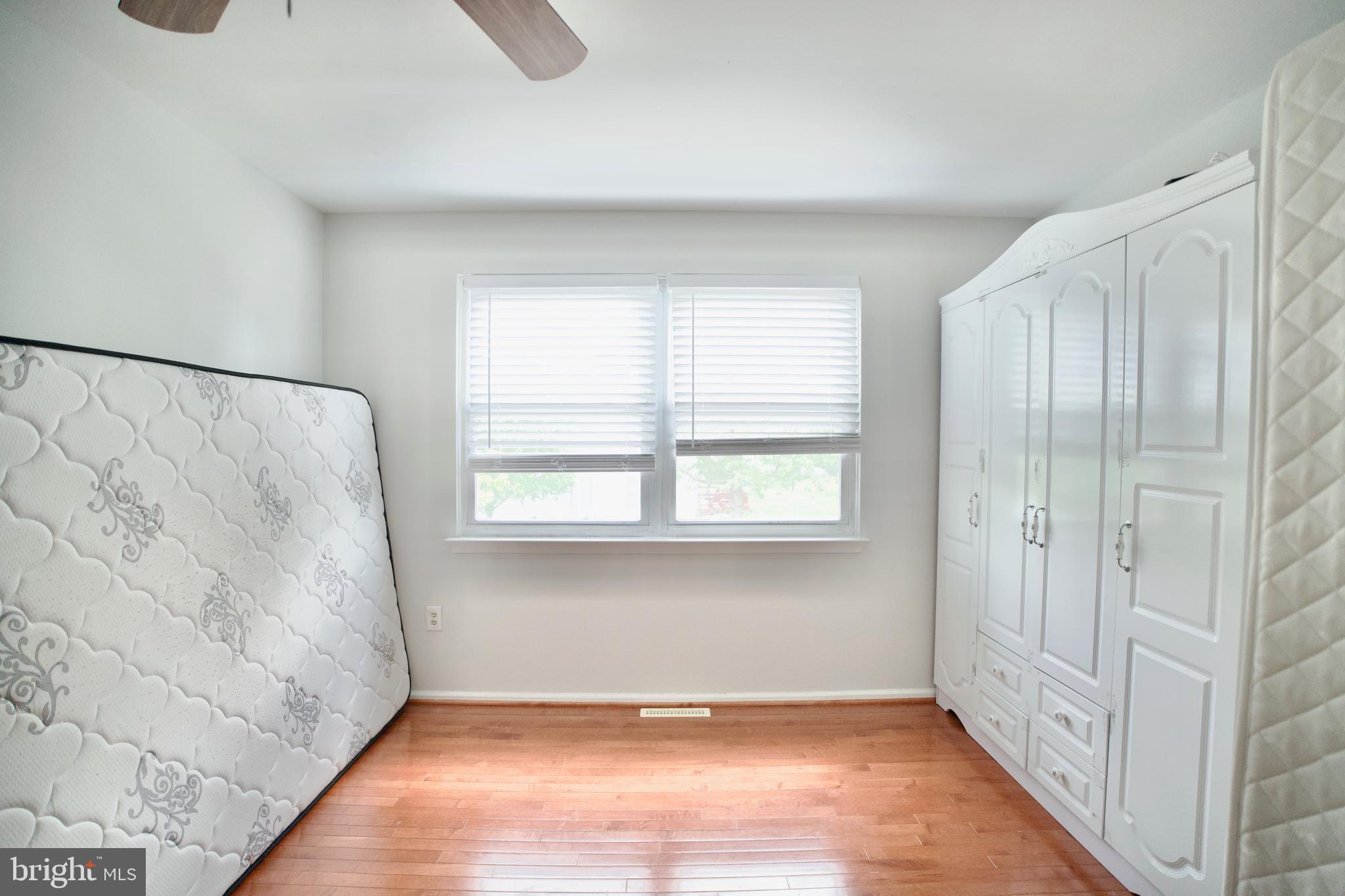 ORCHARD COURTS - Residential
