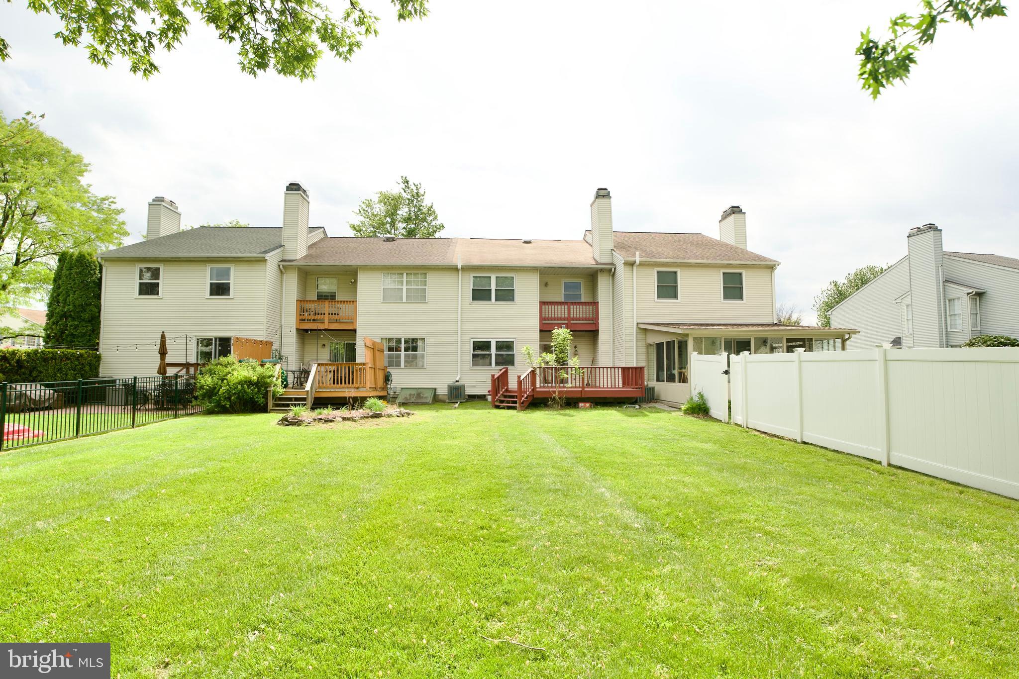 ORCHARD COURTS - Residential