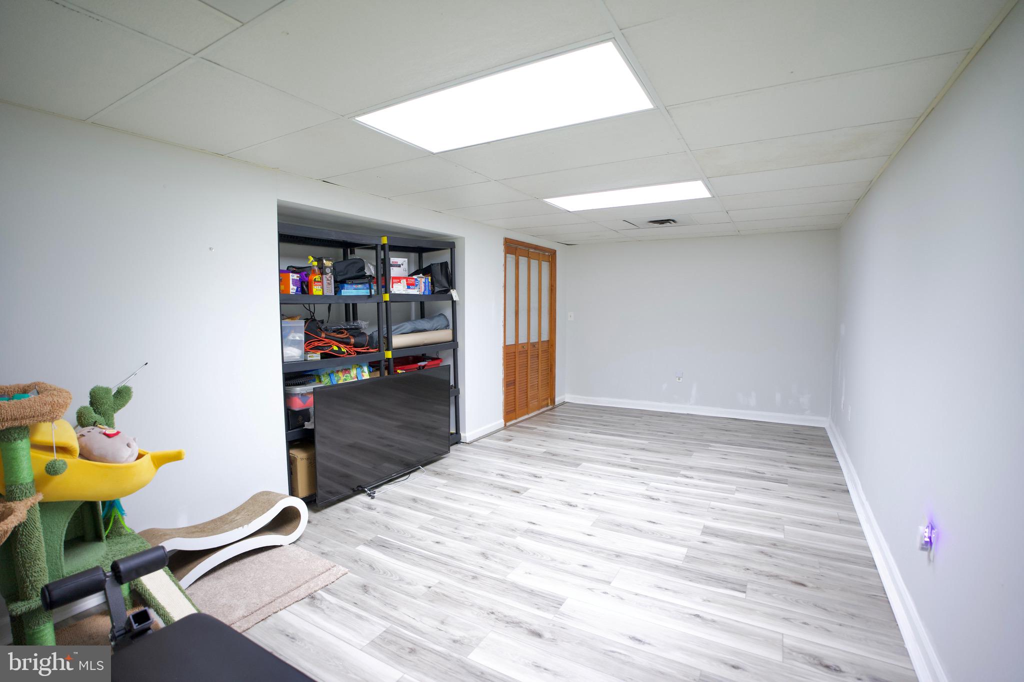 ORCHARD COURTS - Residential