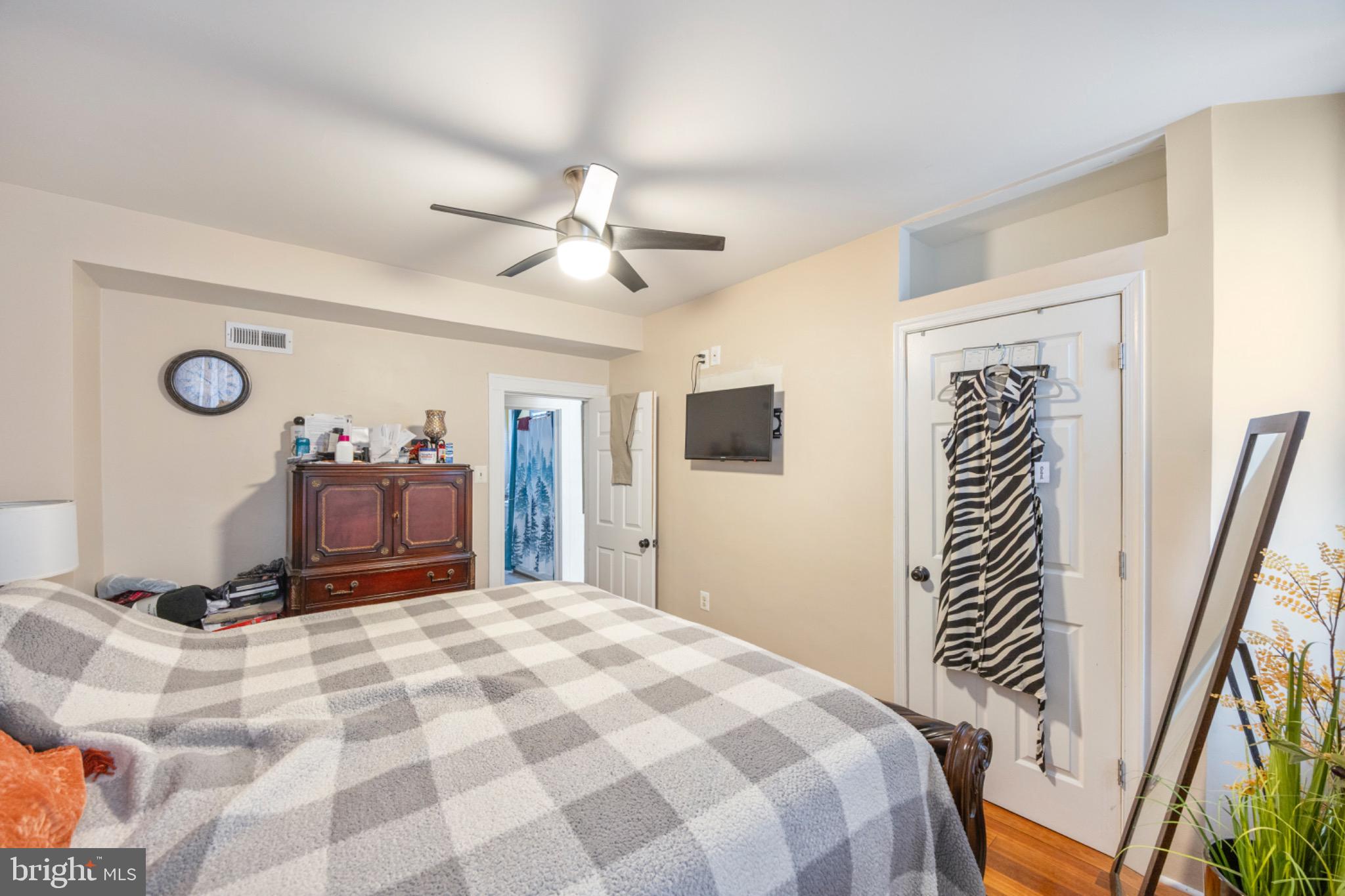 CARROLL-SOUTH HILTON - Residential