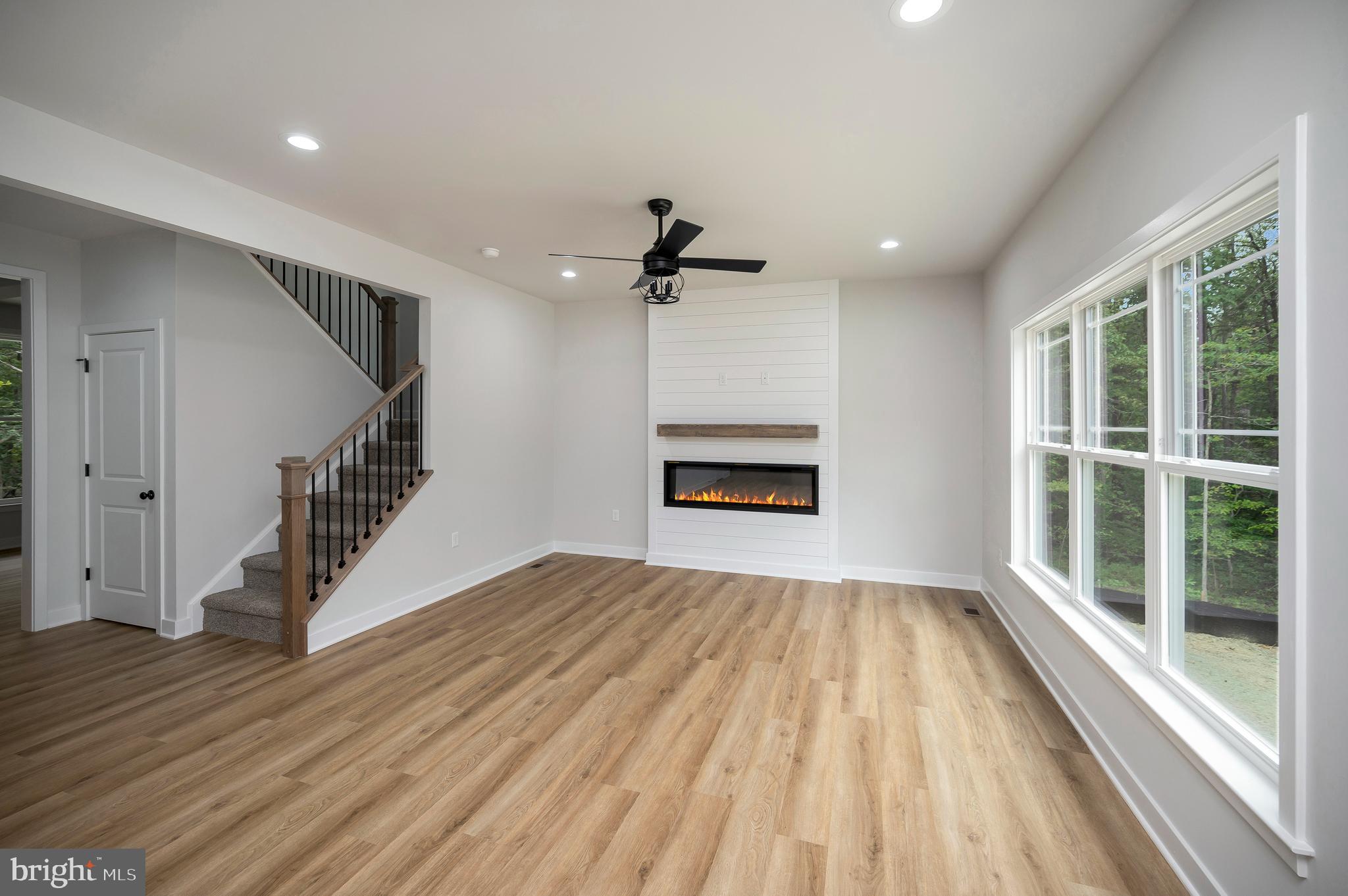 ADJ PURKS - Residential