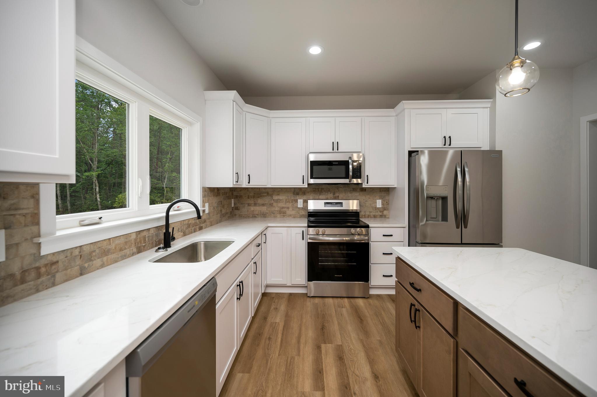 ADJ PURKS - Residential