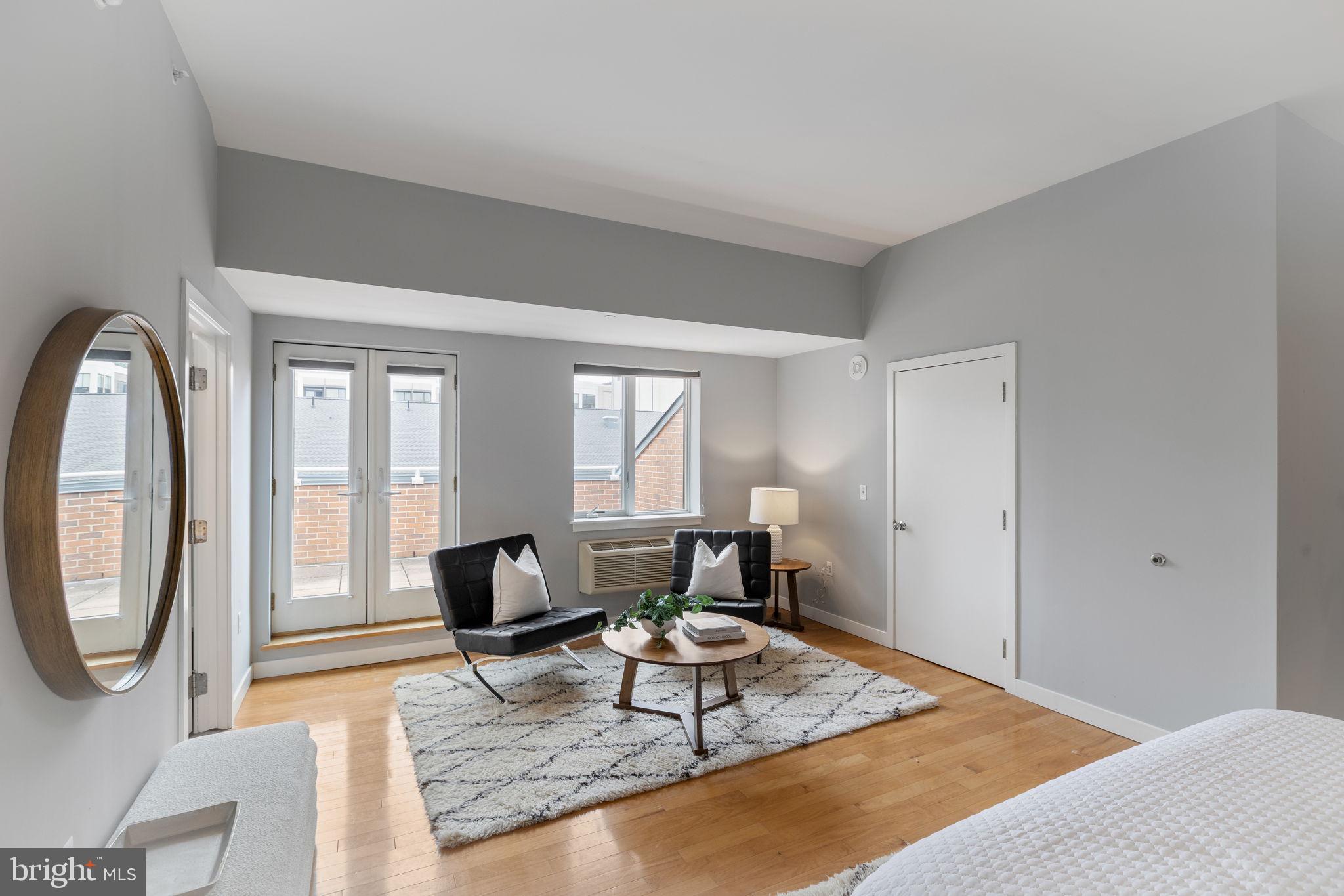 ART MUSEUM AREA - Residential
