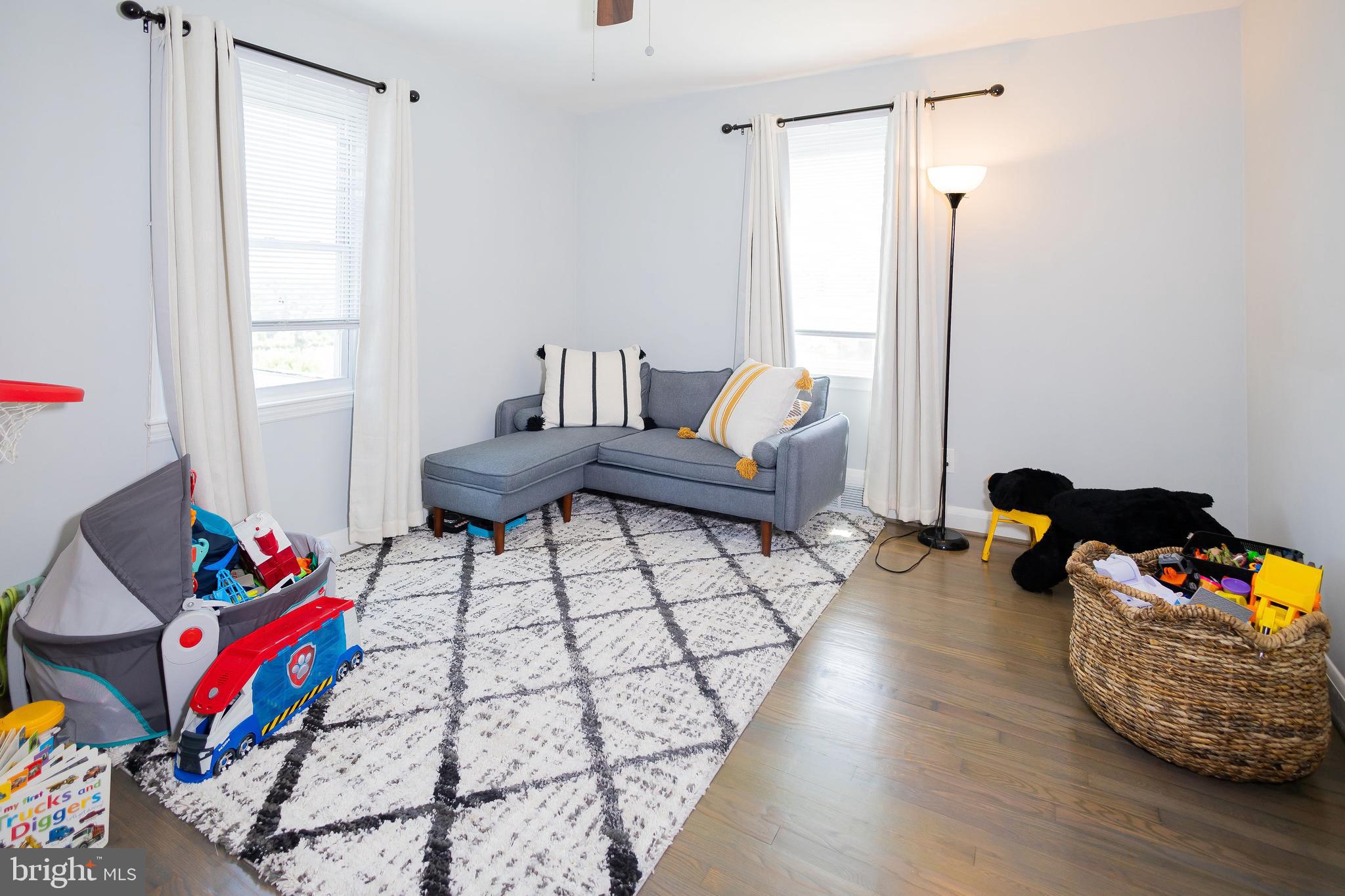 WOODLAWN PARK - Residential