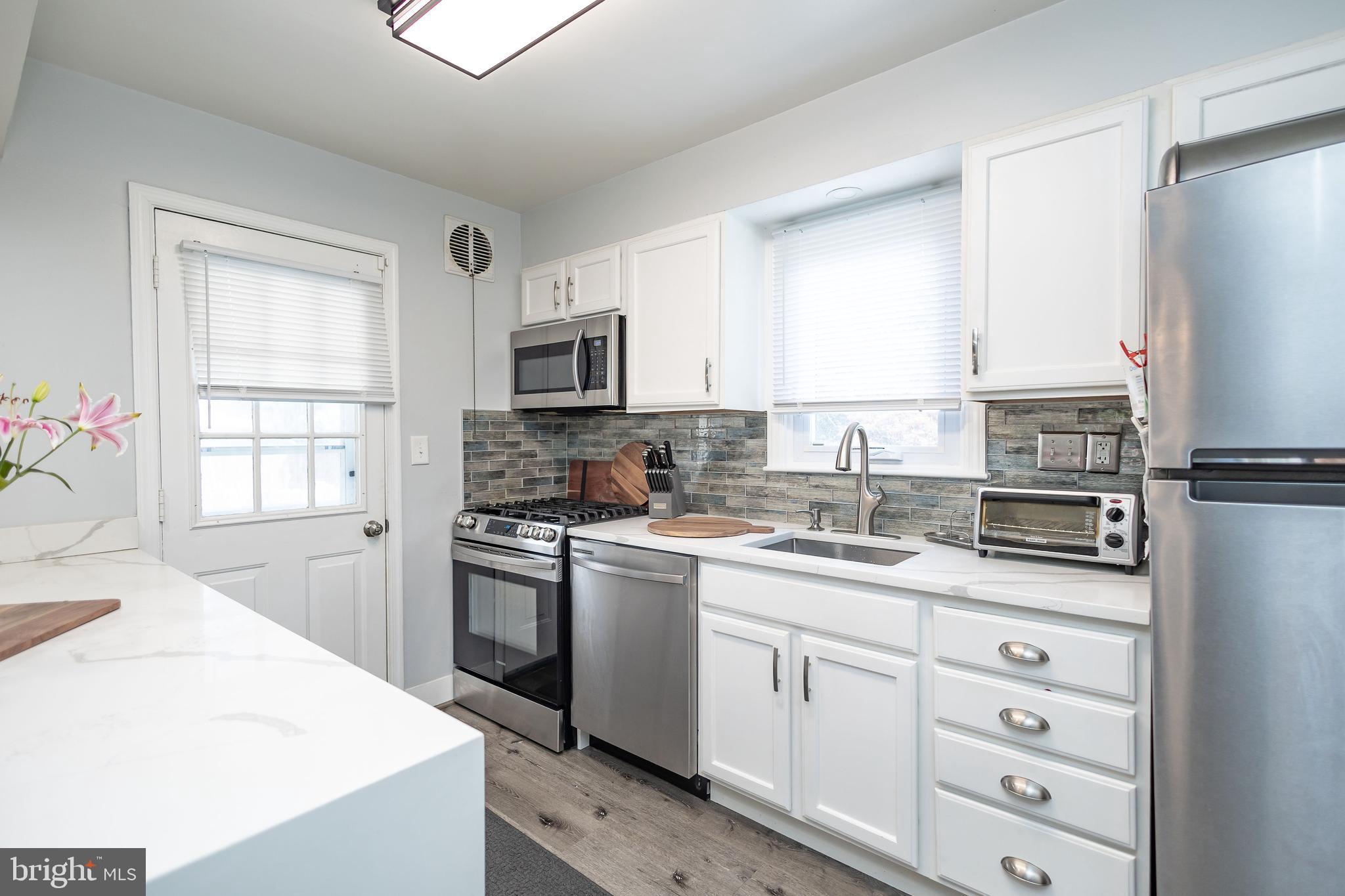 WOODLAWN PARK - Residential