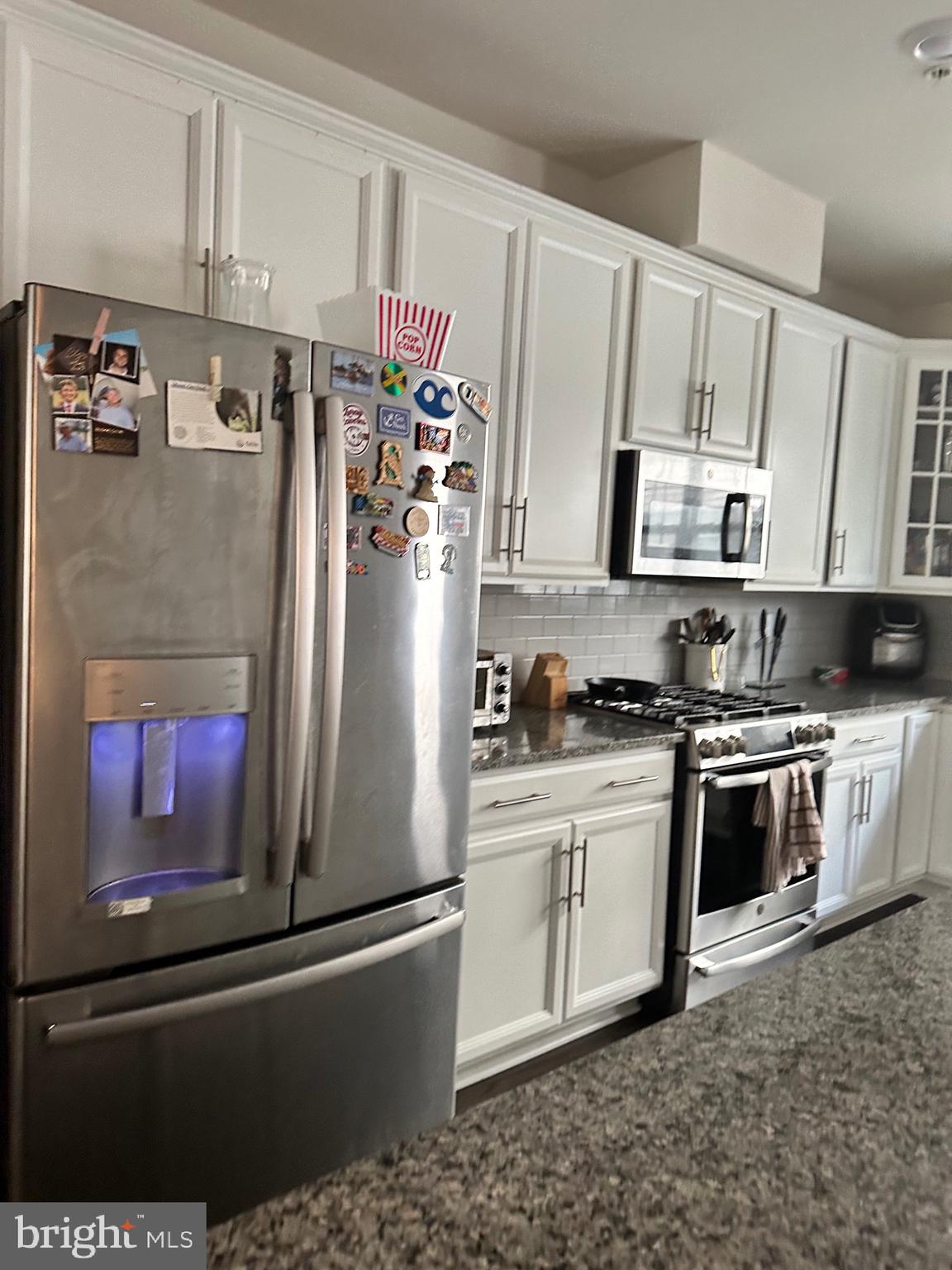 METROPOLITAN AT COLLEGE PARK - Residential