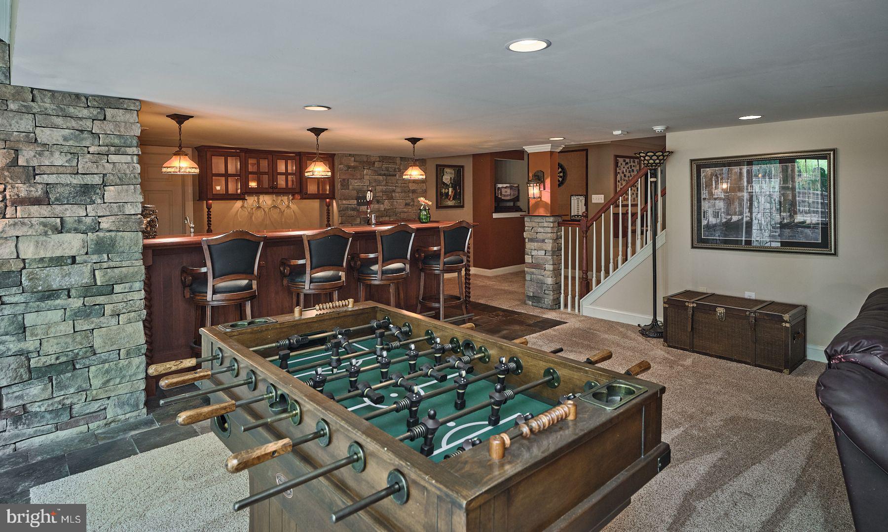 COUNTRY RIDGE - Residential
