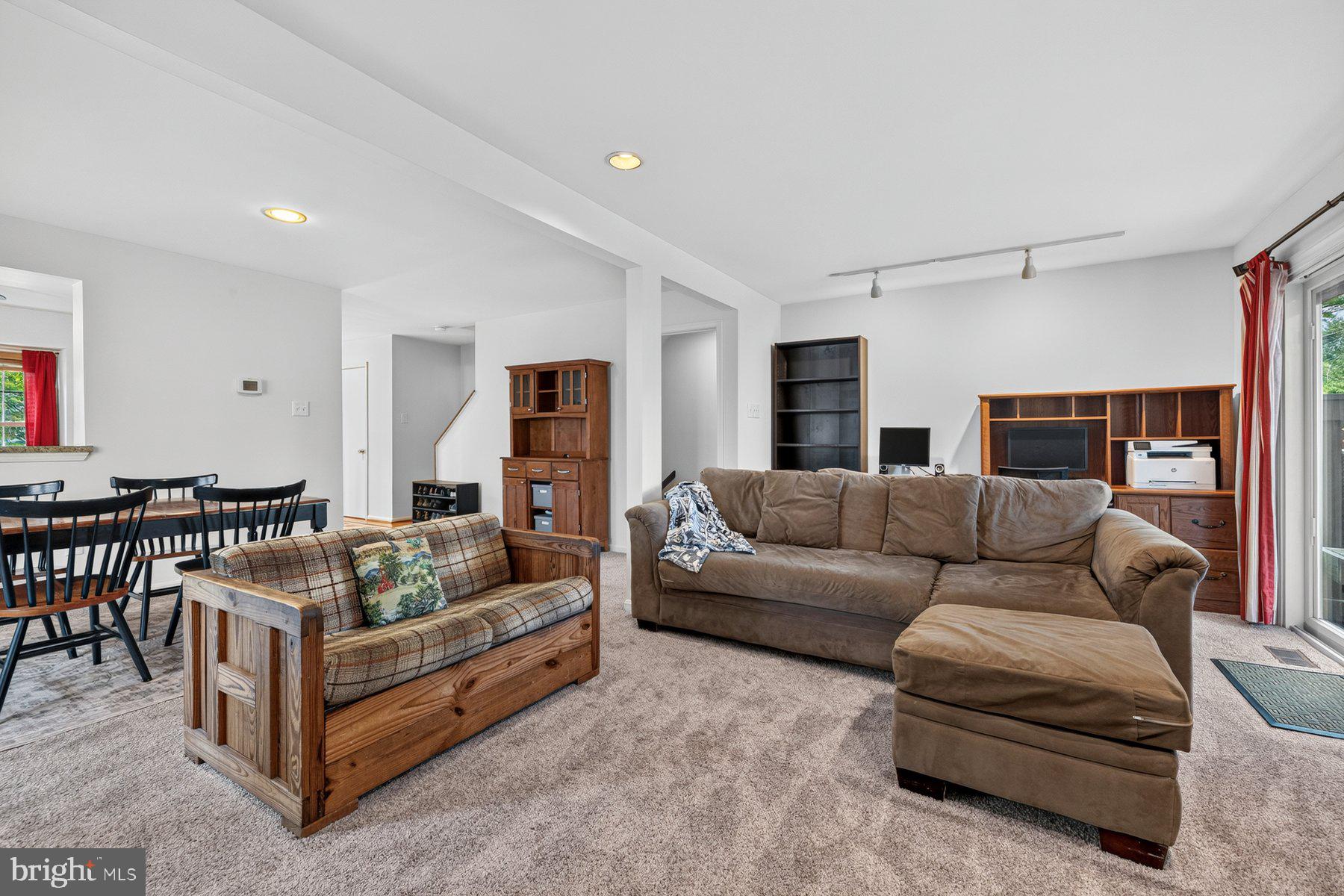 DORSEY SEARCH - Residential