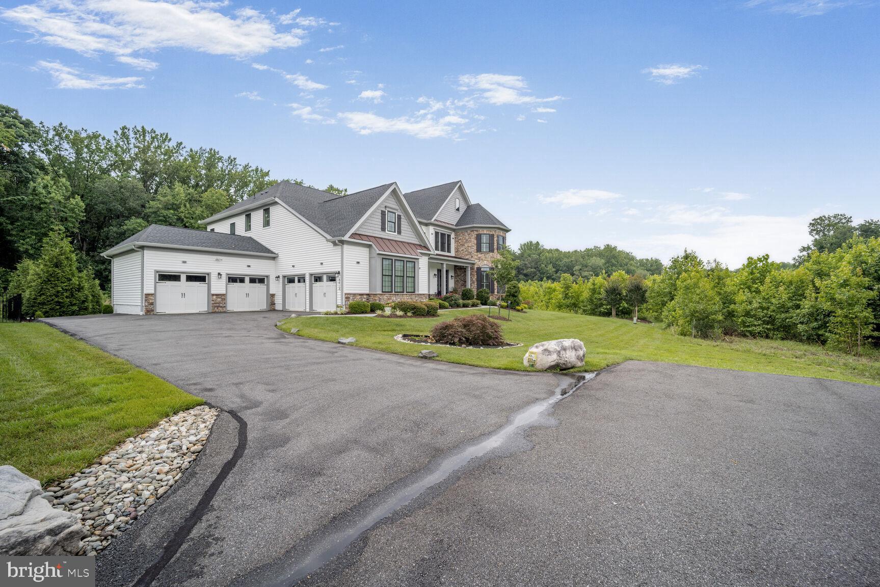 THE RIDINGS AT NORTH BRANCH - Residential