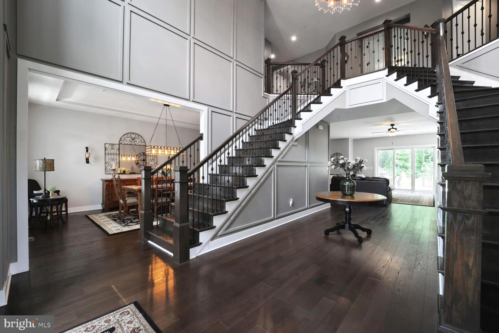 THE RIDINGS AT NORTH BRANCH - Residential