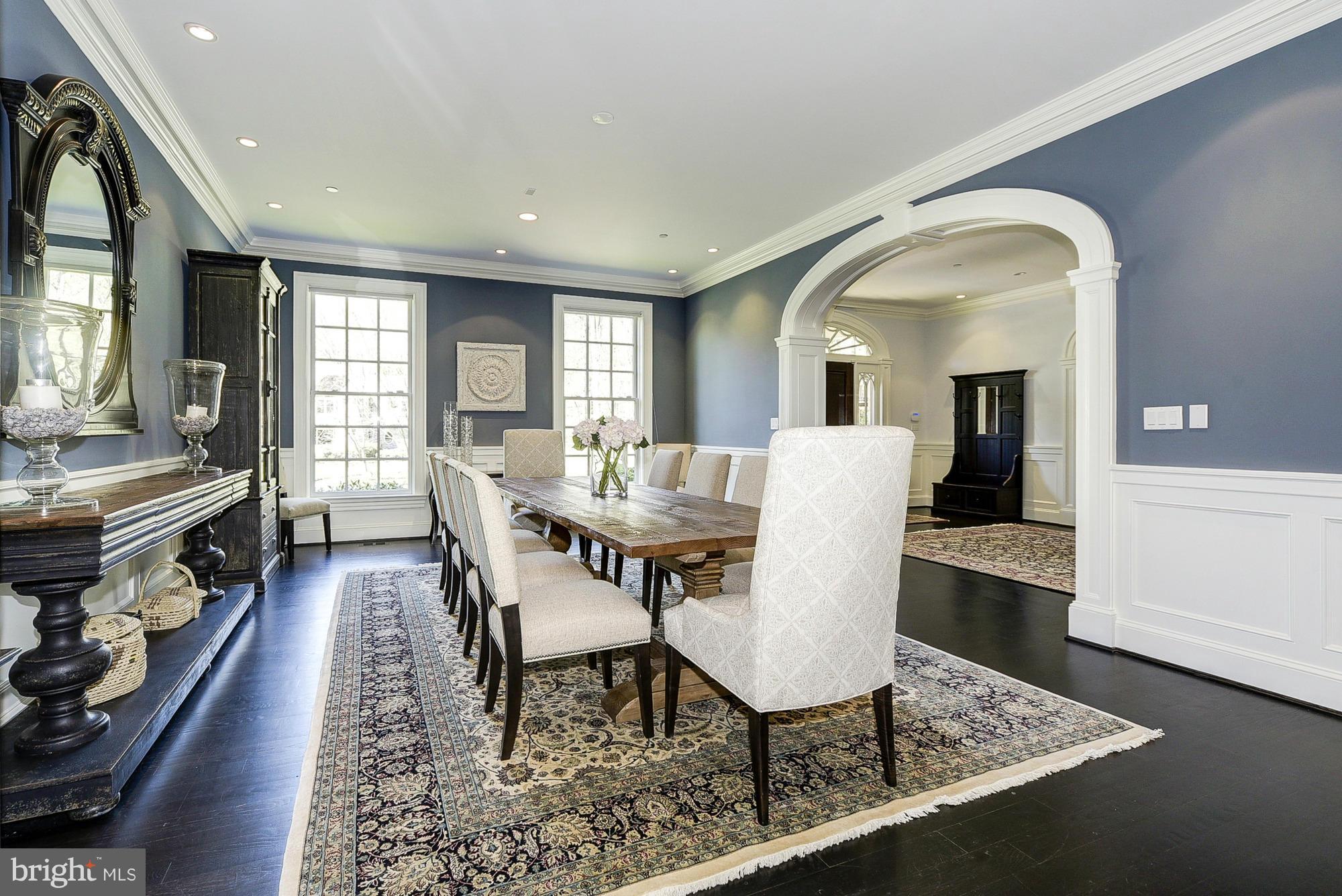 BRADLEY HILLS GROVE - Residential