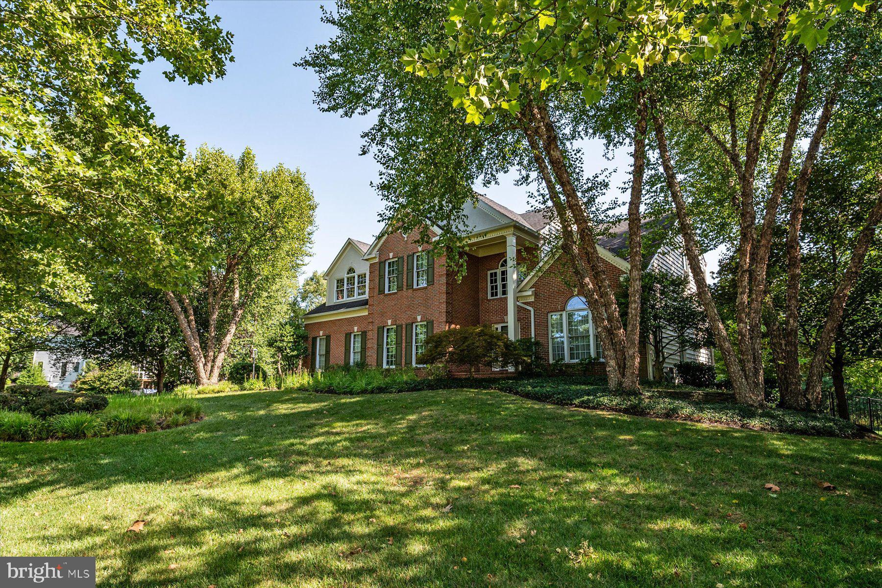 ASHLEIGH KNOLLS - Residential