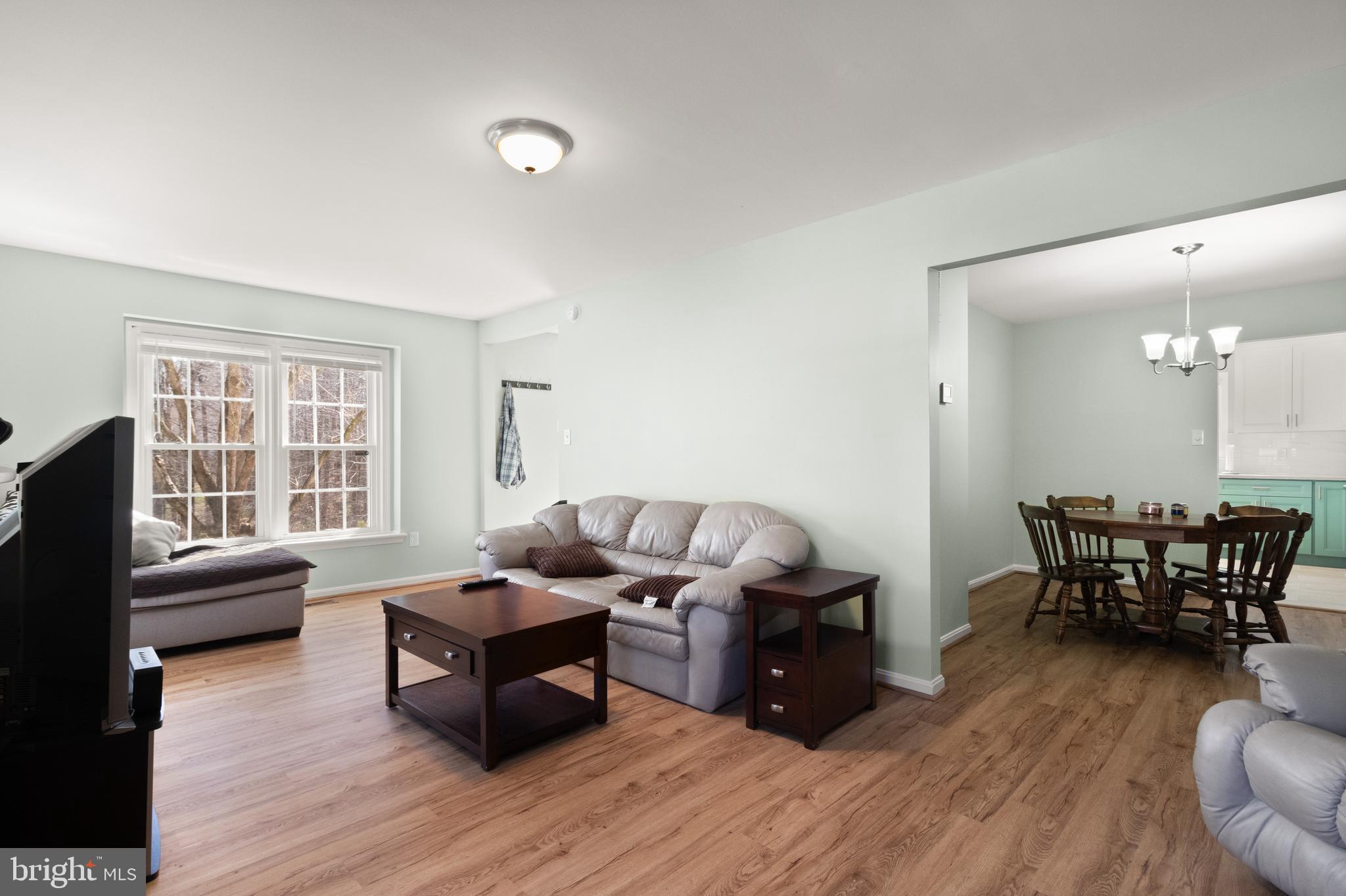 SPRING WOODS - Residential