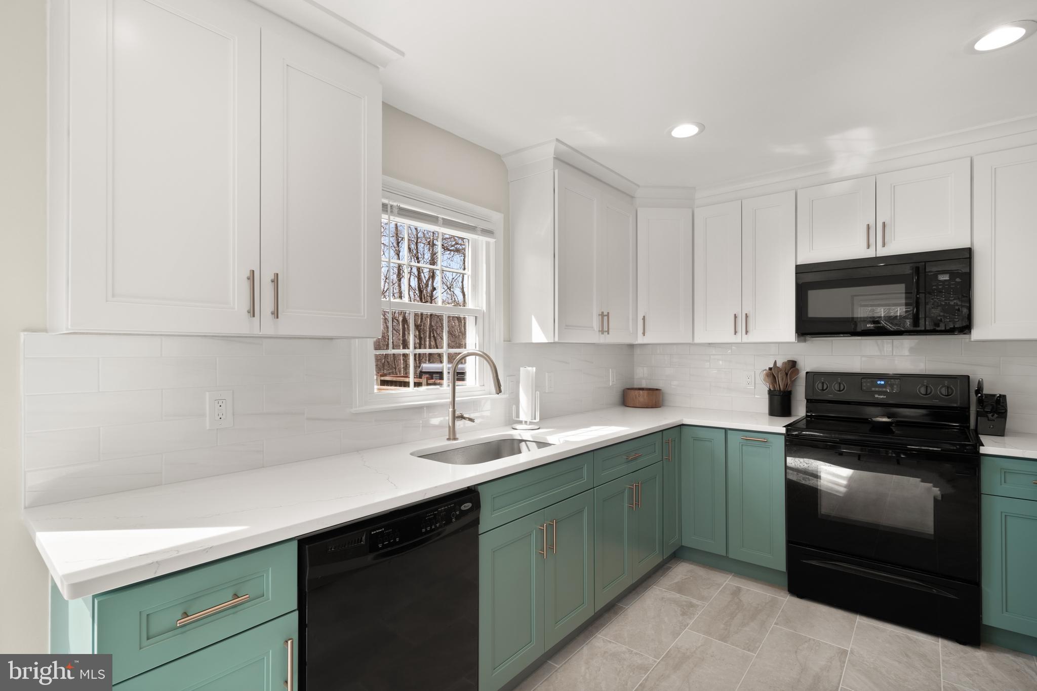SPRING WOODS - Residential